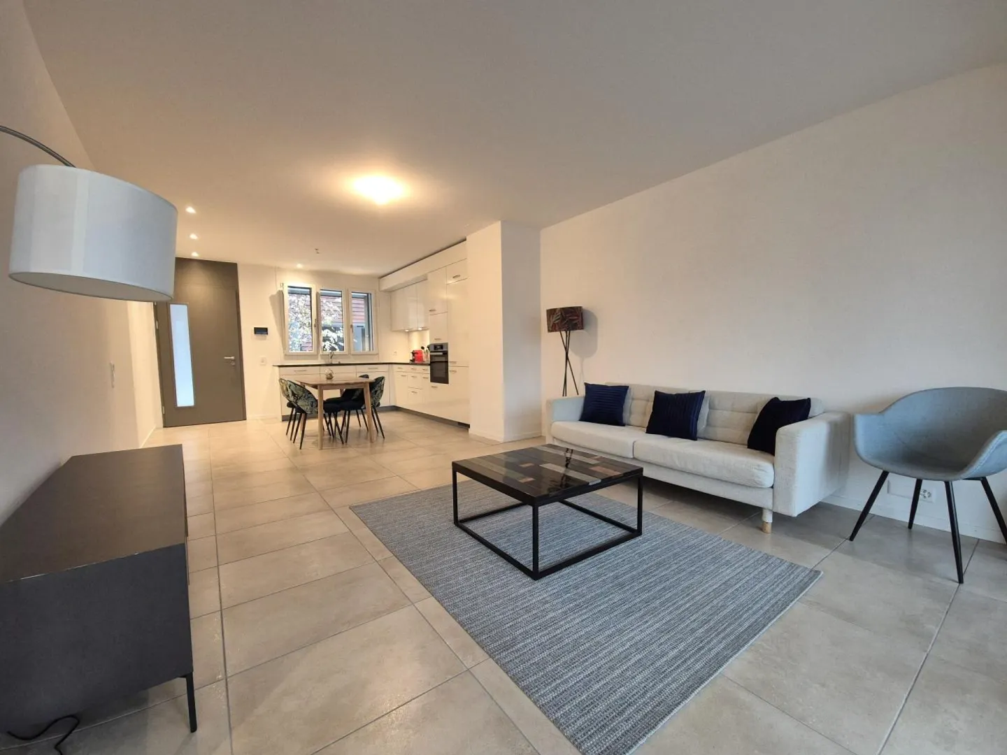 Plugin 4 - 3.5 Room Duplex Apartment - Photo 6 of 18