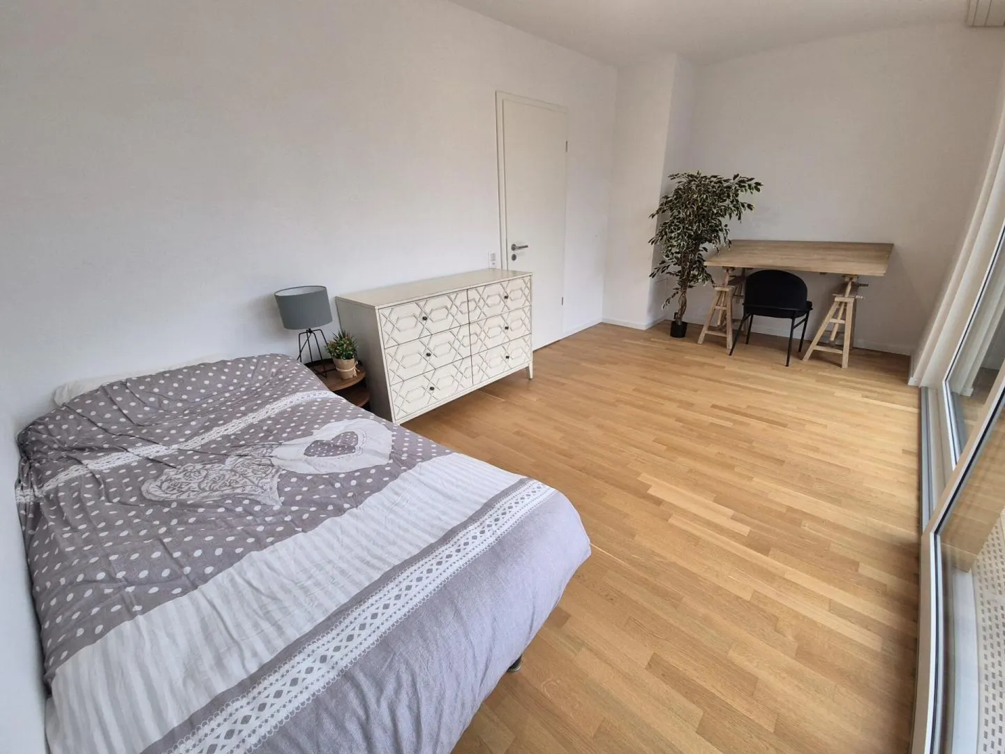 Plugin 4 - 3.5 Room Duplex Apartment - Photo 11 of 18