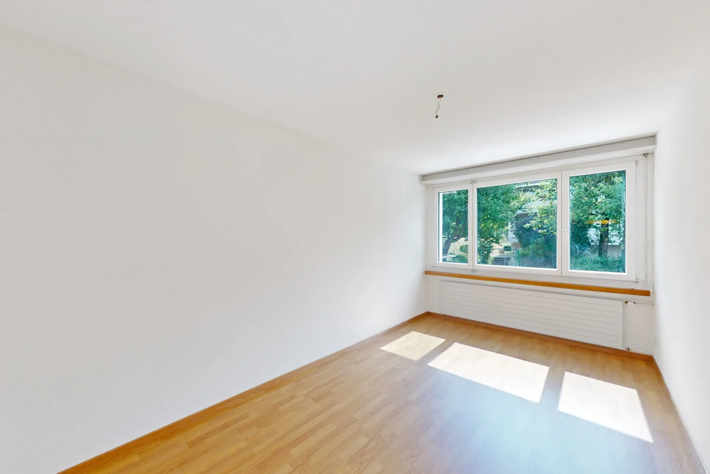 Appartement ensoleillé à Zurich Höngg - Limité à 1 an - Photo 5 sur 12