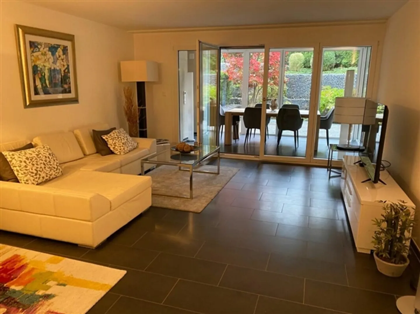 Appartement moderne de 2,5 pièces avec balcon à Schindellegi - Photo 2 sur 7