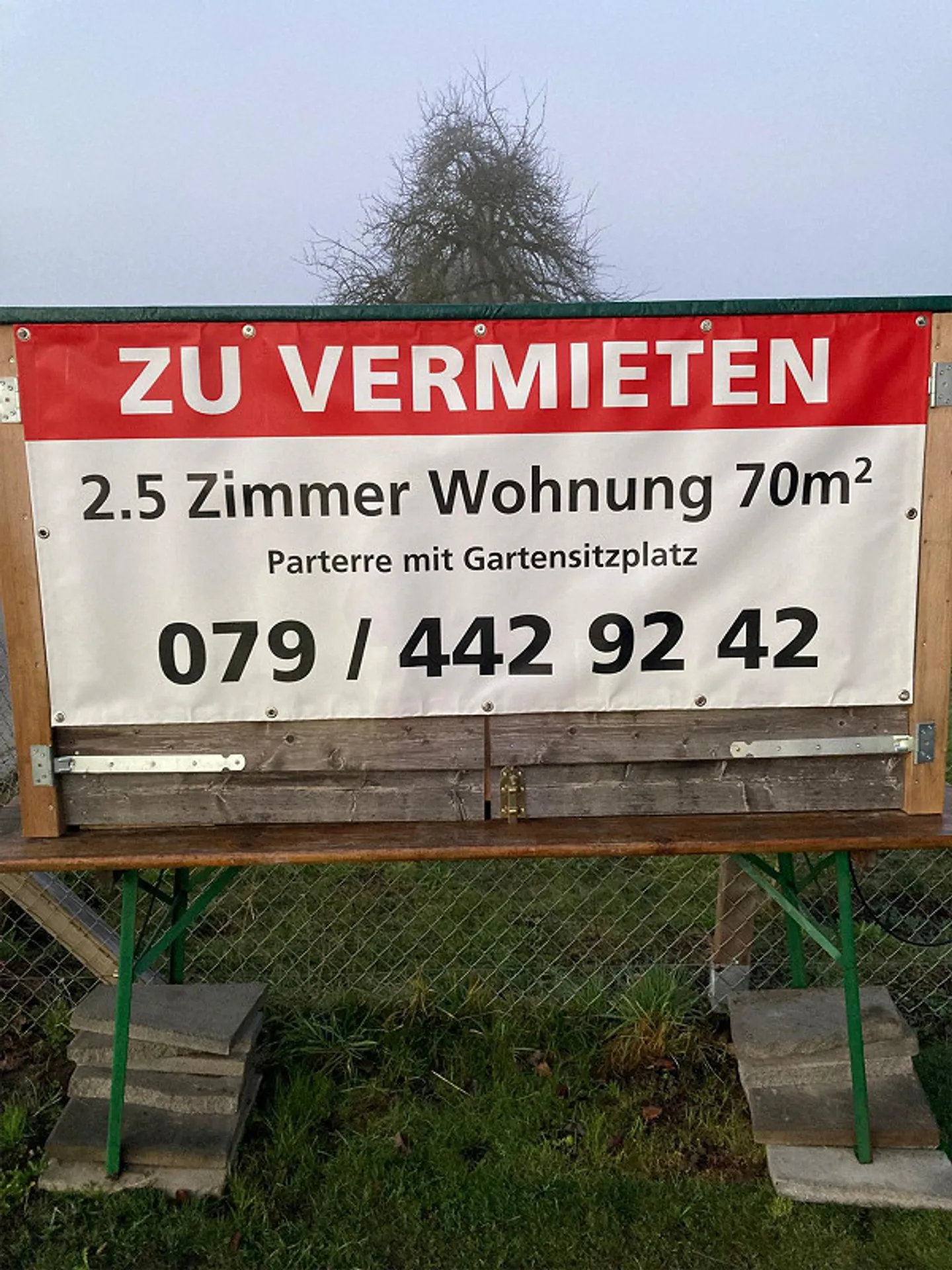 Appartement 2,5 pièces avec espace de jardin - Photo 1 sur 8