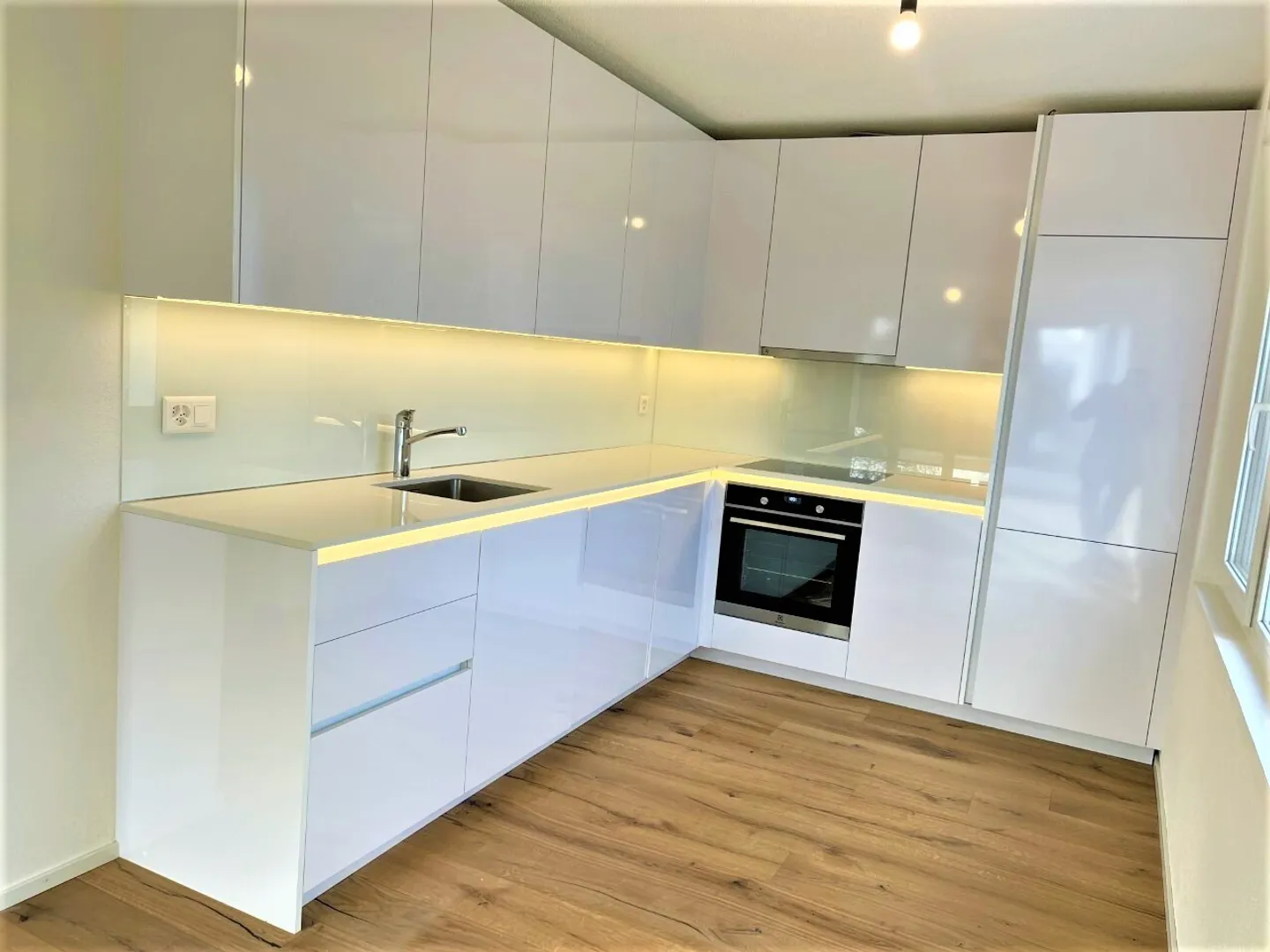 Appartement moderne 4.5 pièces - Photo 3 sur 11