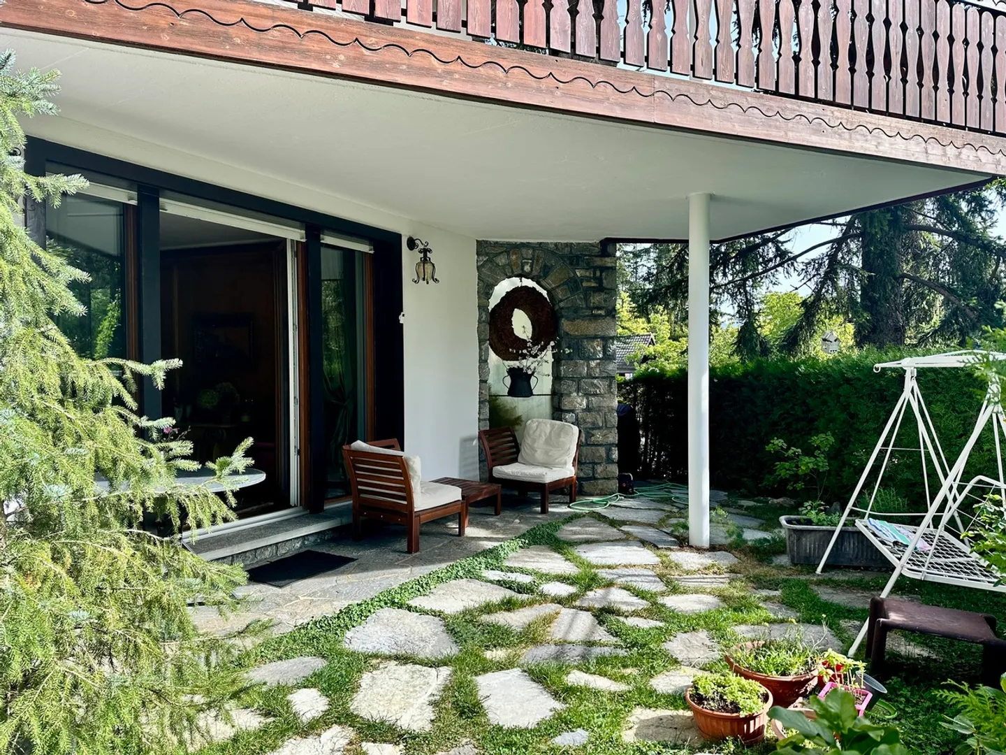 Charming 2.5 rooms close to the center of Crans - Photo 9 of 9