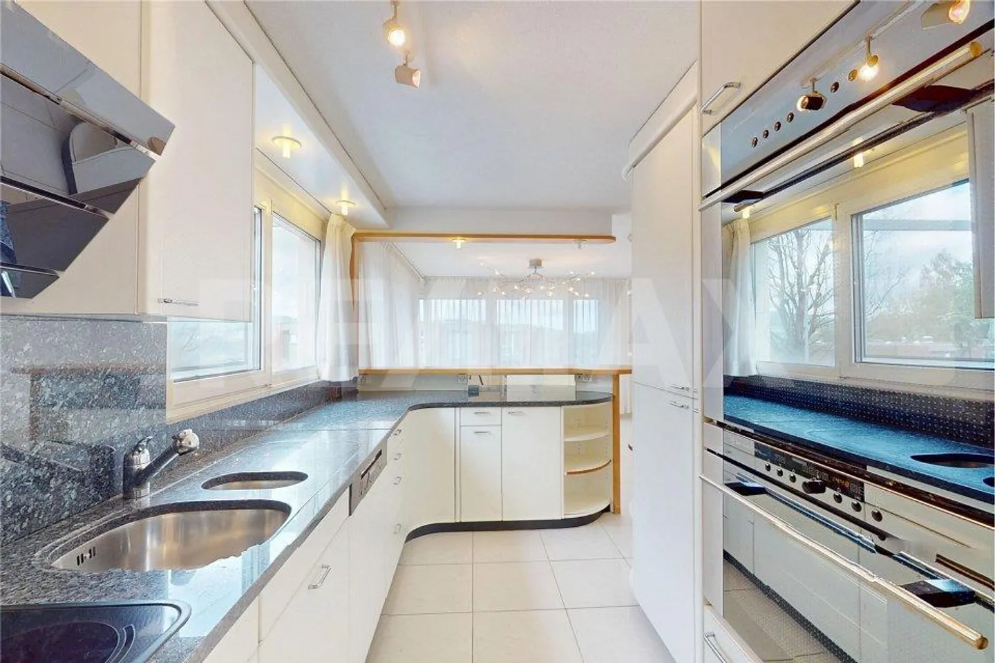 Inviting Single-Family Home with Garden Idyl at Rosenberg - Photo 8 of 13