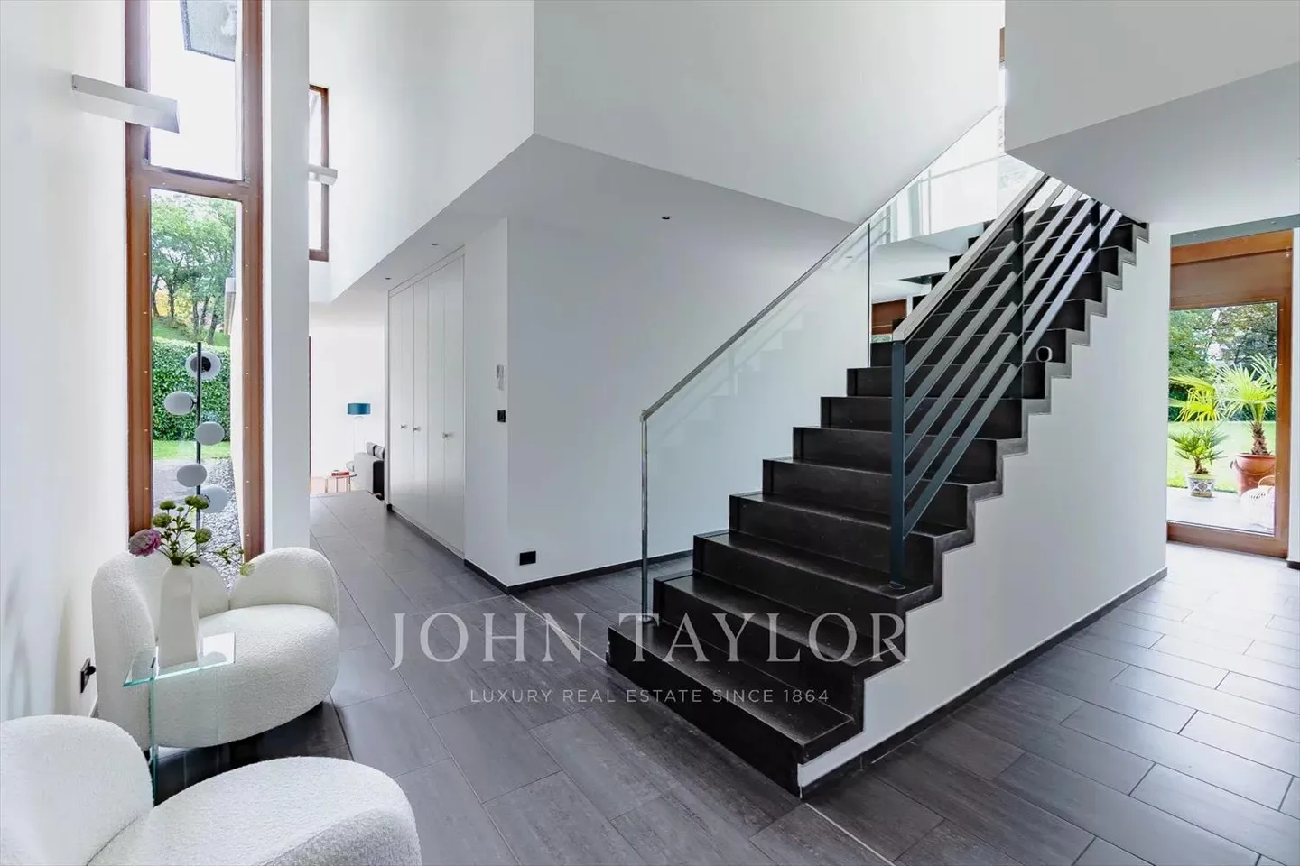 Magnifique villa entièrement rénovée - Photo 5 sur 13