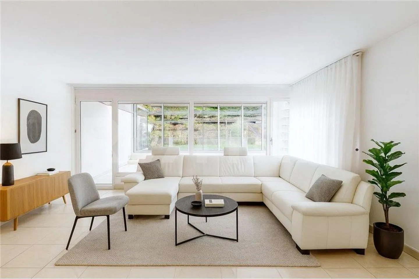 Inviting Single-Family Home with Garden Idyl at Rosenberg - Photo 6 of 13