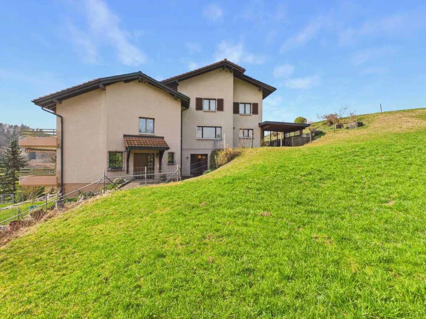 Maison familiale spacieuse avec garage - Photo 5 sur 26