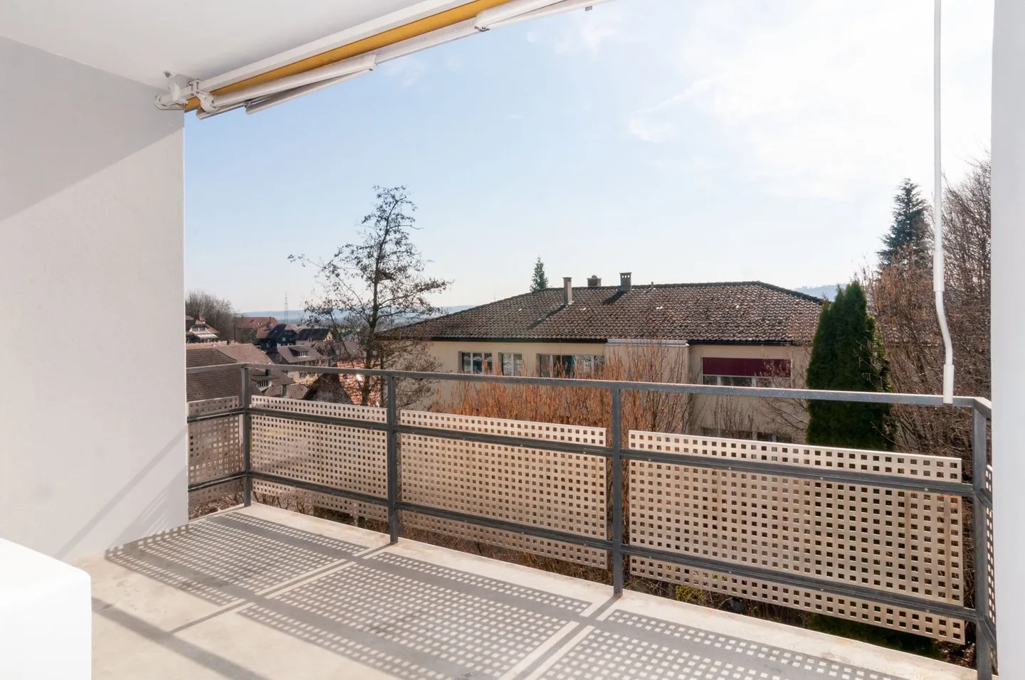 Appartement 4½ pièces avec balcon - Photo 1 sur 8