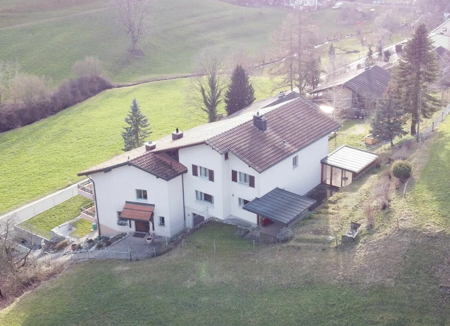 Maison familiale spacieuse avec garage - Photo 8 sur 26