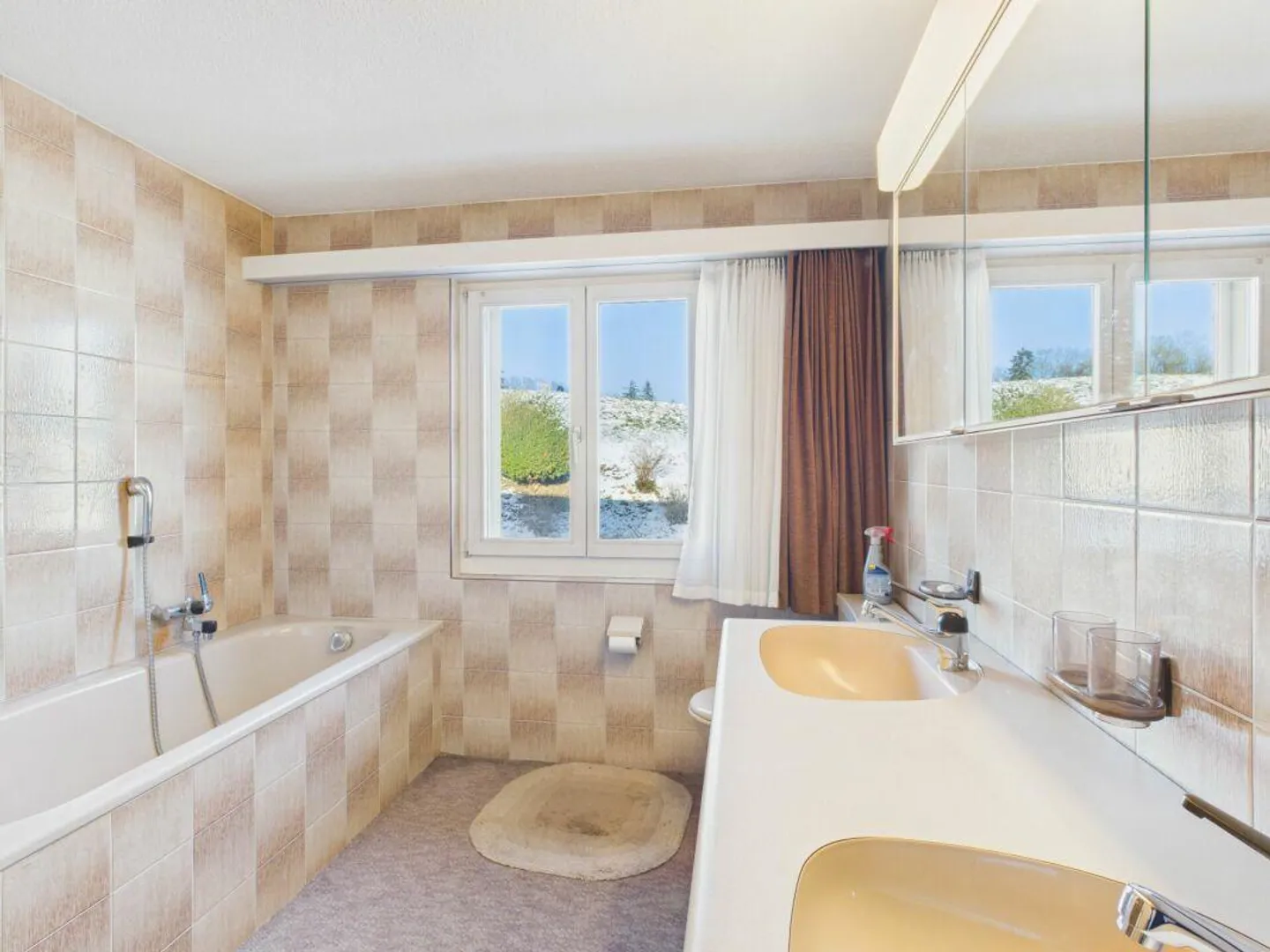 Maison familiale spacieuse avec garage - Photo 22 sur 26