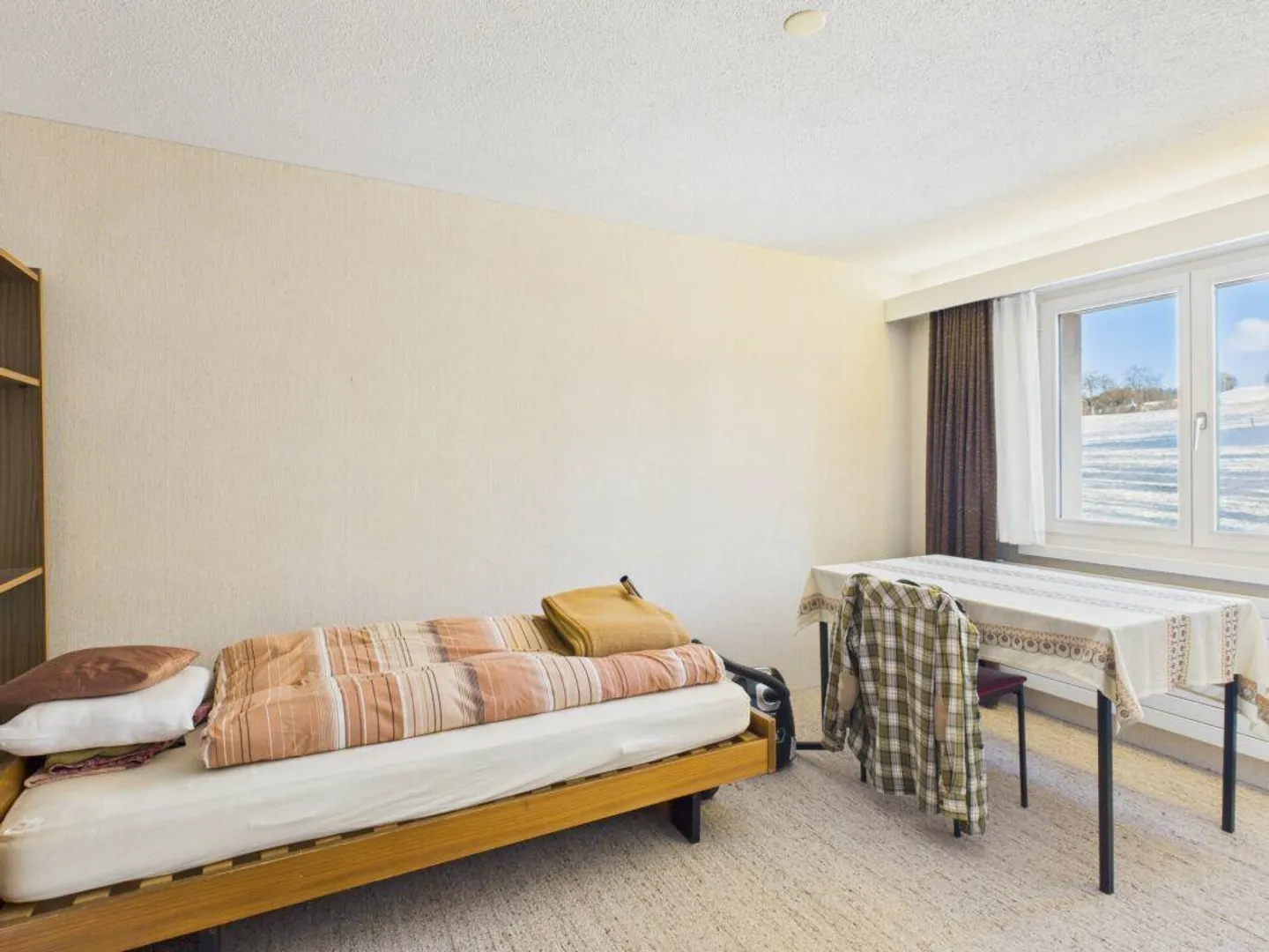 Maison familiale spacieuse avec garage - Photo 24 sur 26