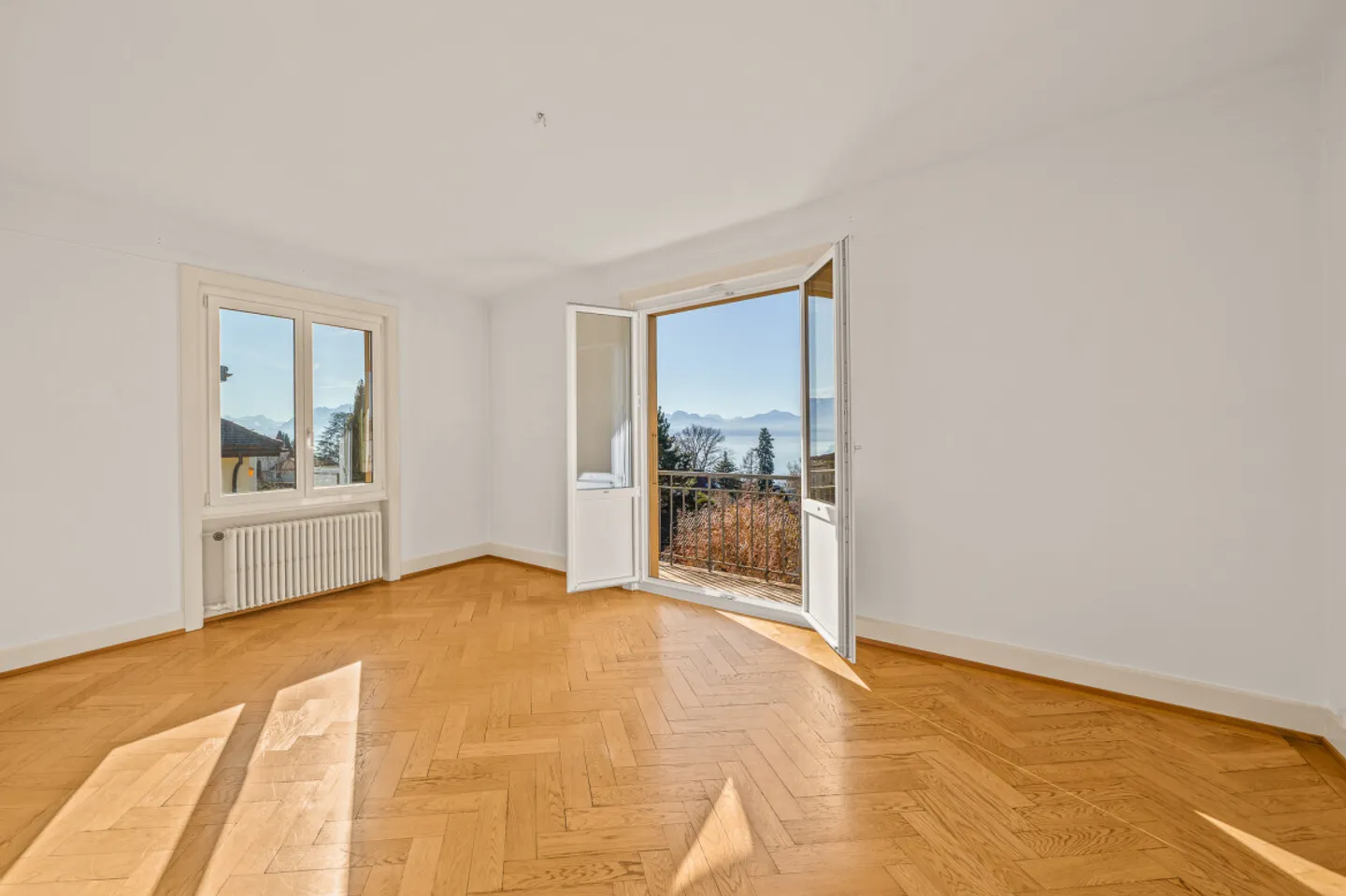 Timeless Elegance and Privileged Living in Lausanne - Photo 4 of 11