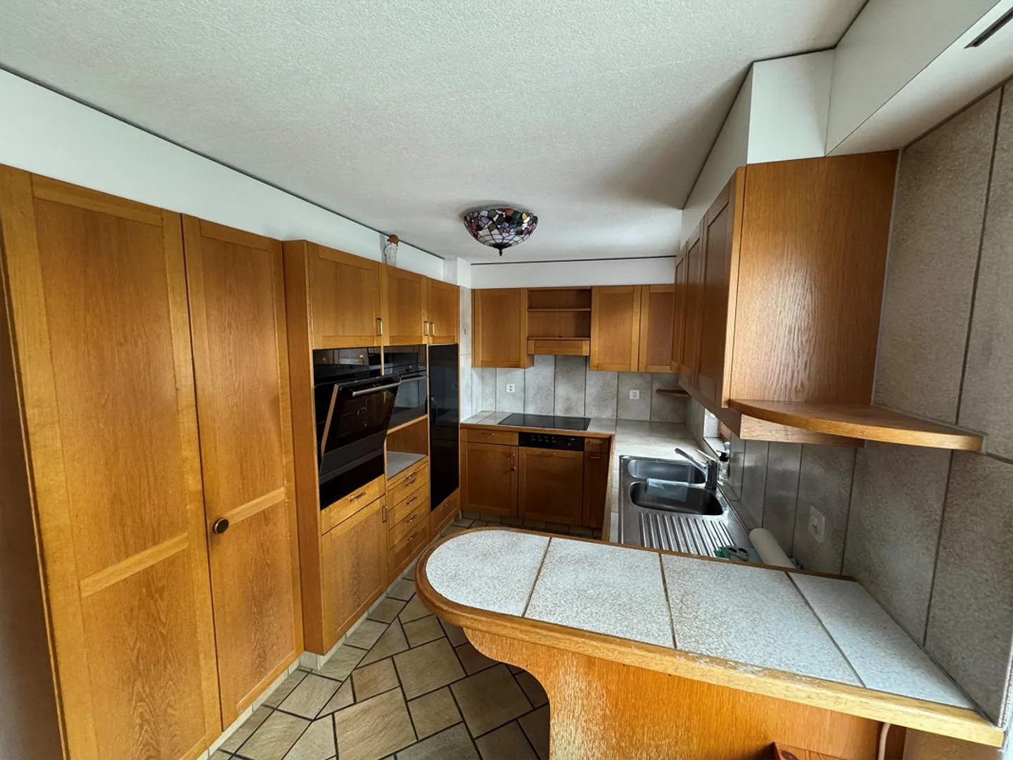 Casa unifamiliare di 5,5 stanze, 167 m2, ottima posizione, limitata fino al 31.10.2026 - Foto 6 di 9