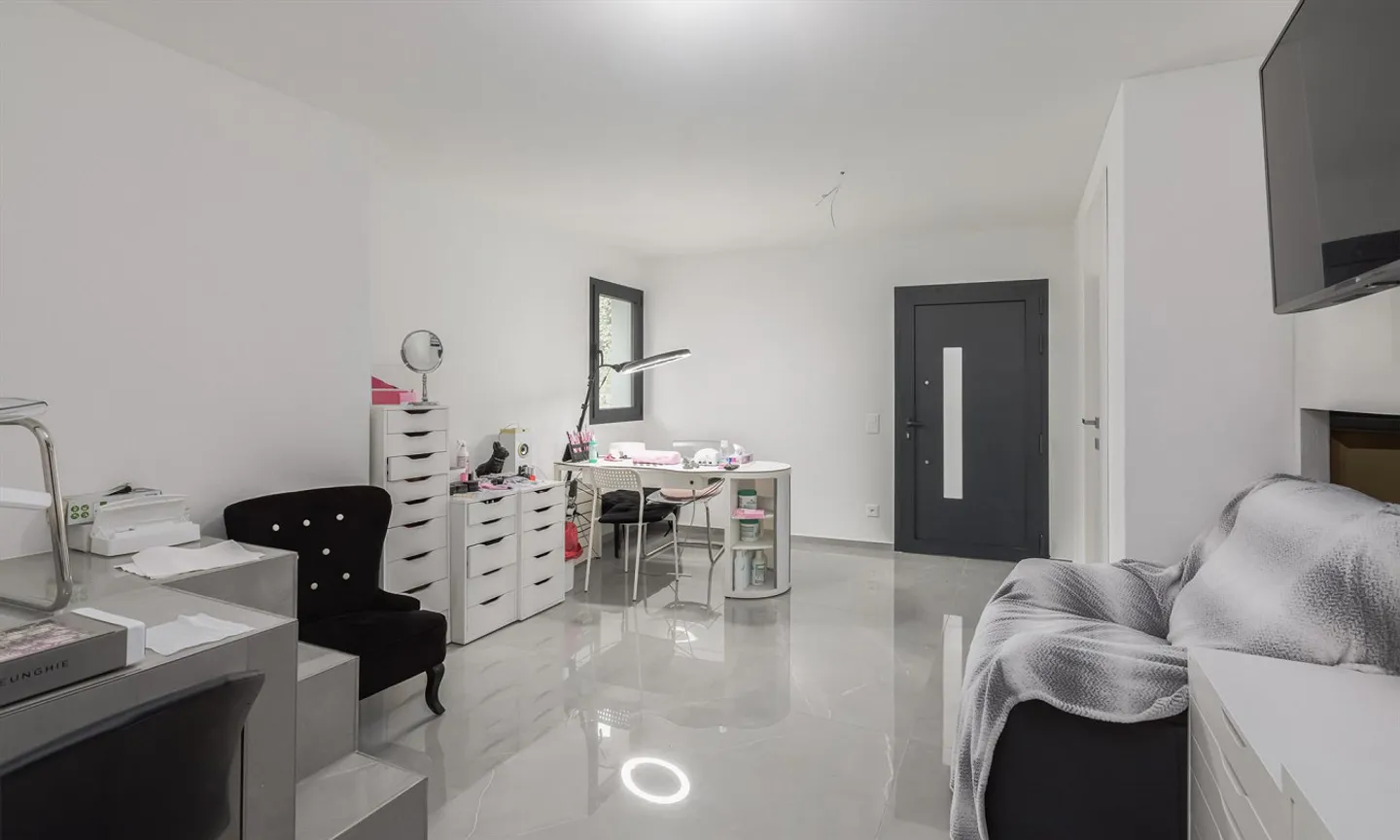 NOUVELLE MAISON INDIVIDUELLE 5.5 AVEC VUE DÉGAGÉE À OSOGNA - Photo 9 sur 9
