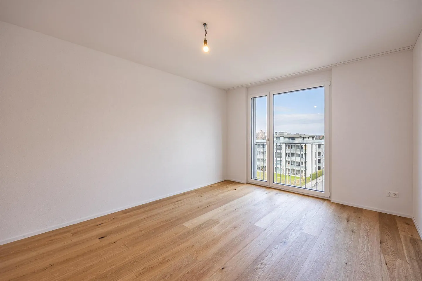 Helle und charmante 2.5 Zimmerwohnung - Foto 8 di 12