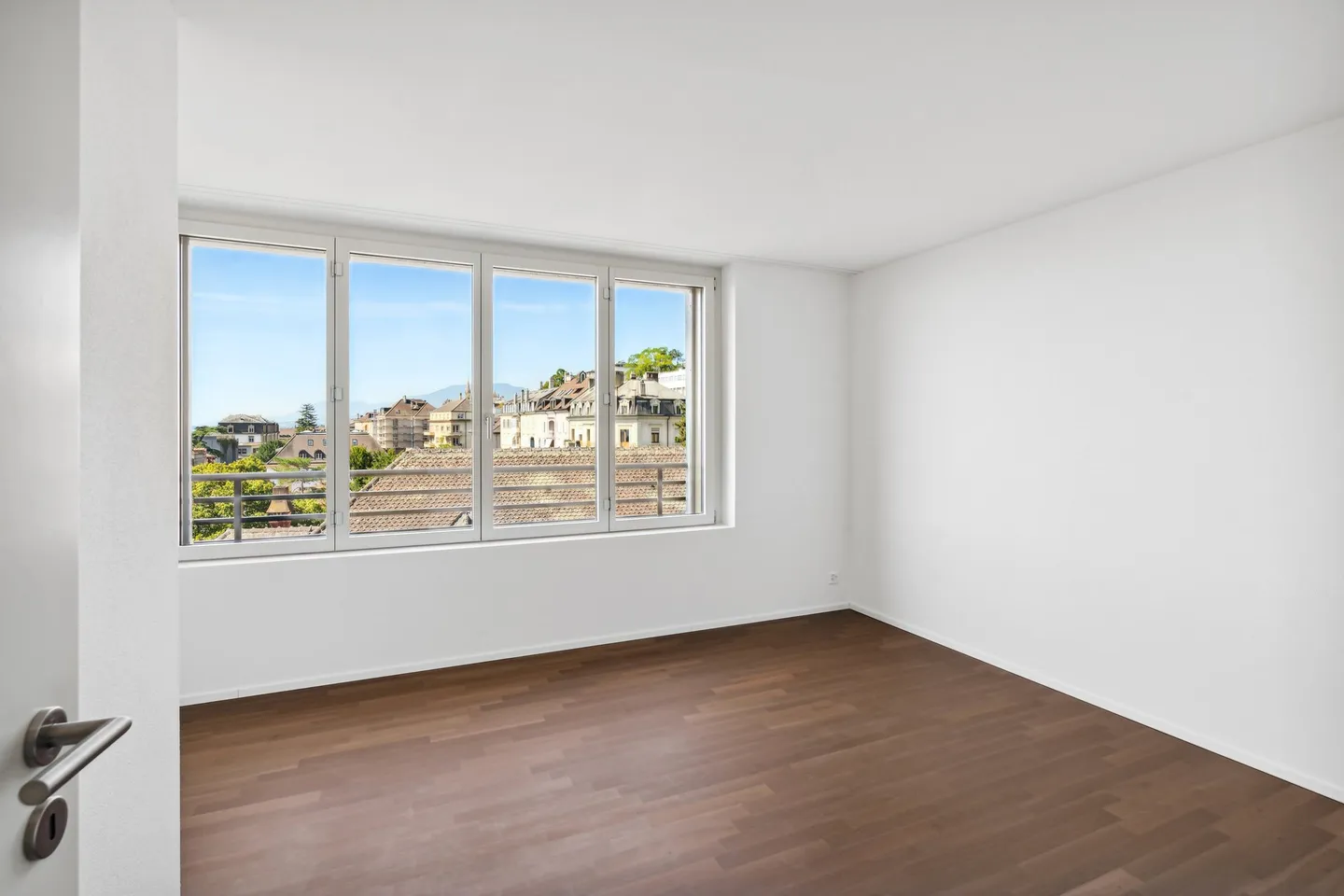 Appartement moderne en emplacement calme - Photo 6 sur 7