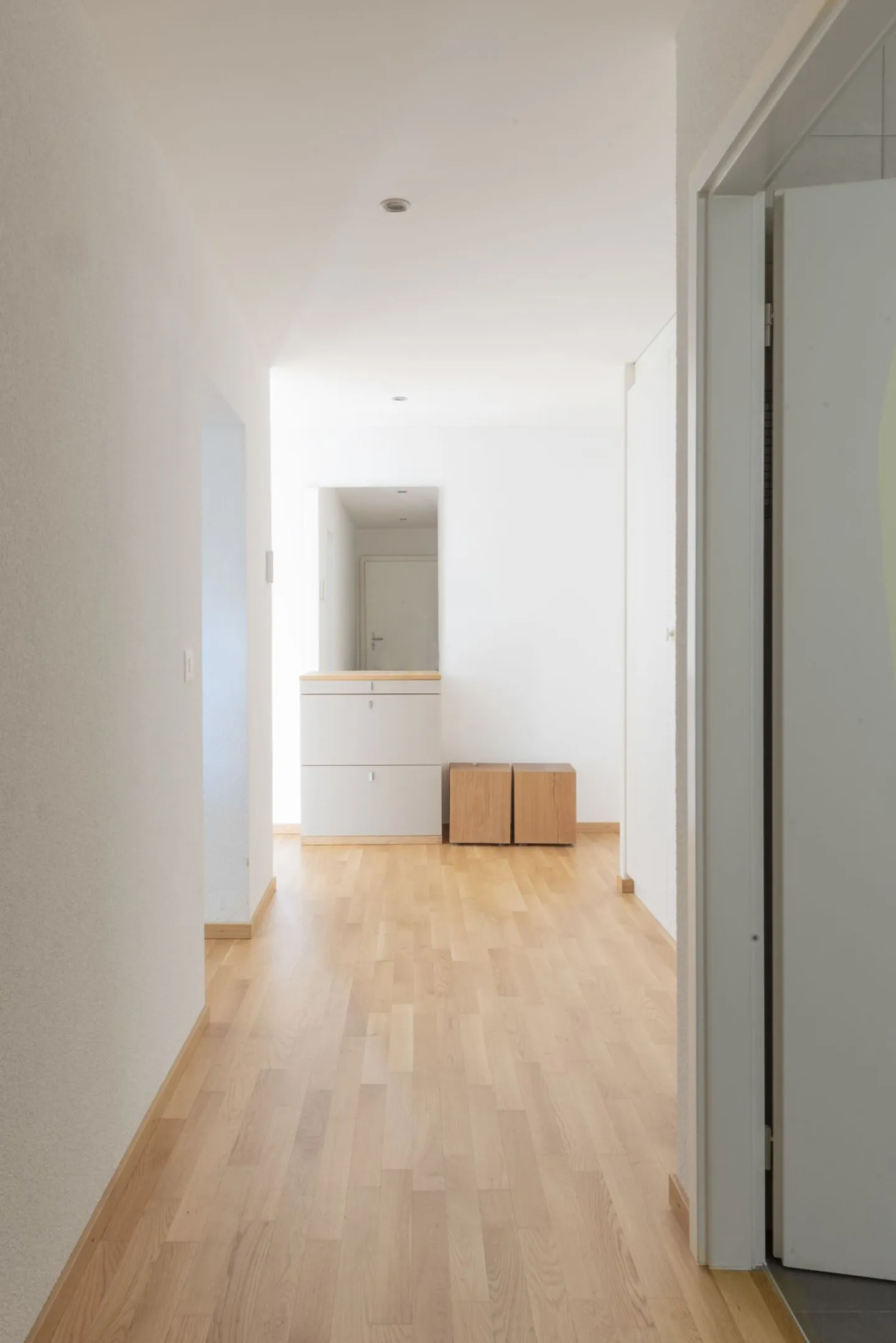 Schöne Familienwohnung mit 4,5 Zimmern im 1. Stock, im Herzen von Chailly - Foto 2 von 17