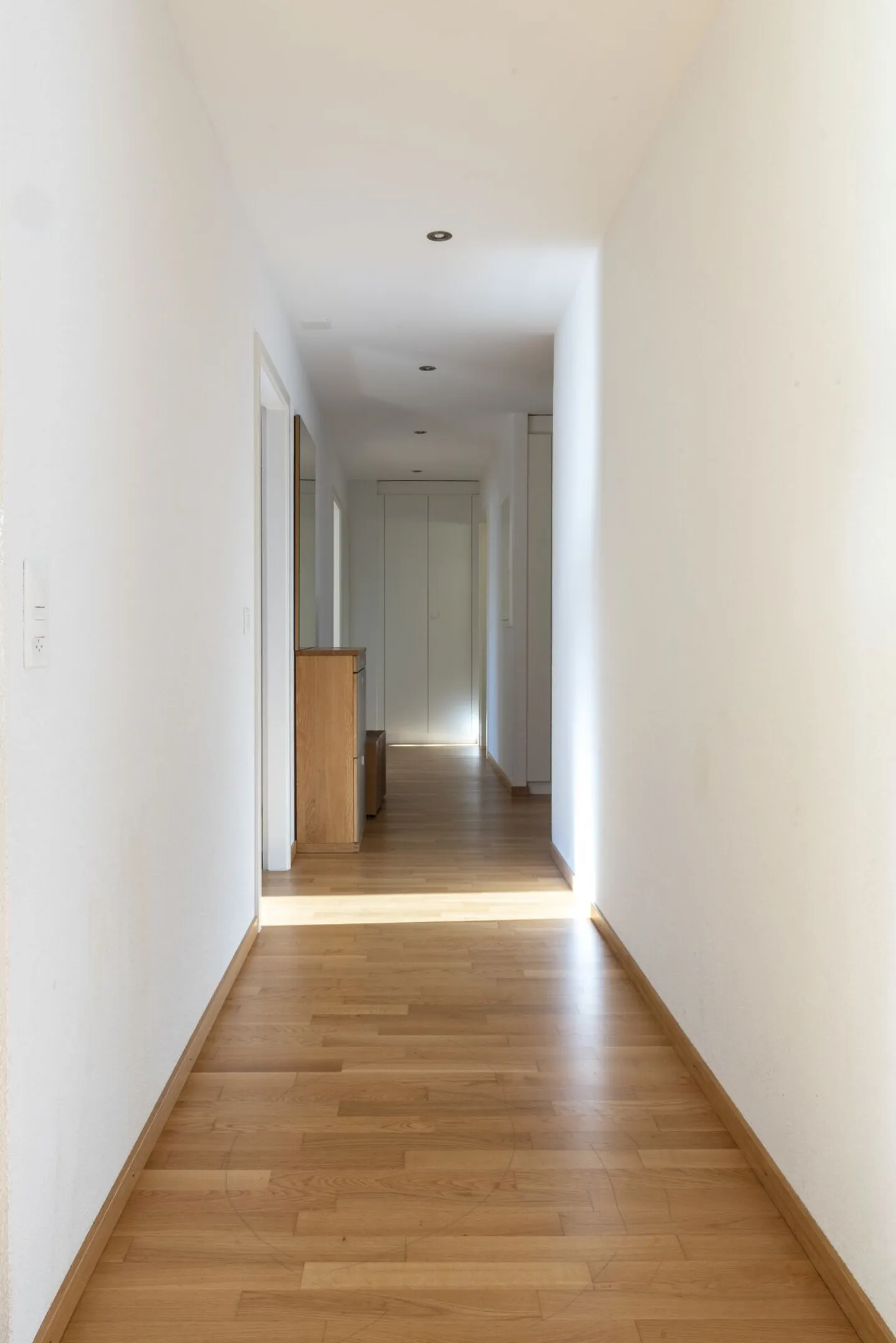 Schöne Familienwohnung mit 4,5 Zimmern im 1. Stock, im Herzen von Chailly - Foto 4 von 17