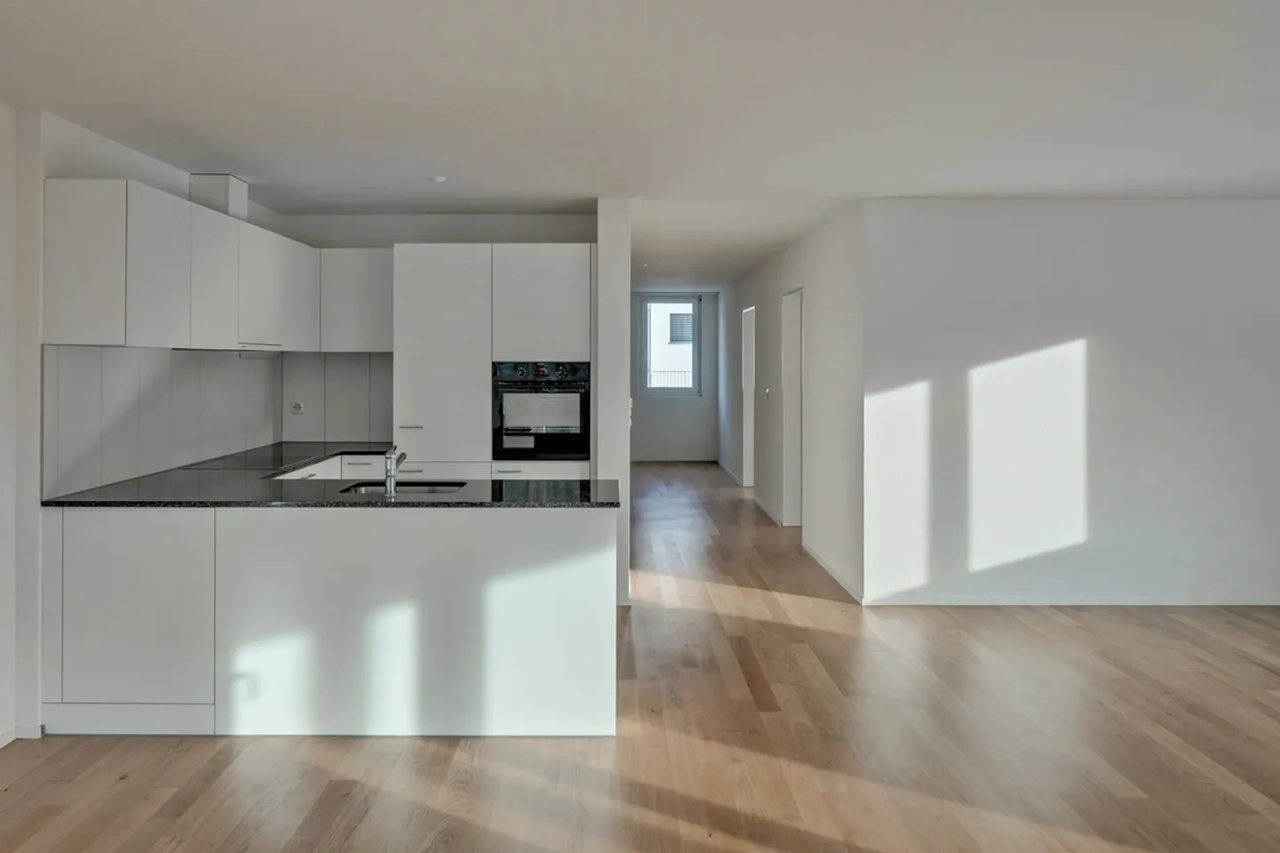 Oasis de retraite lumineuse et moderne / Louer sans dépôt - Photo 3 sur 11