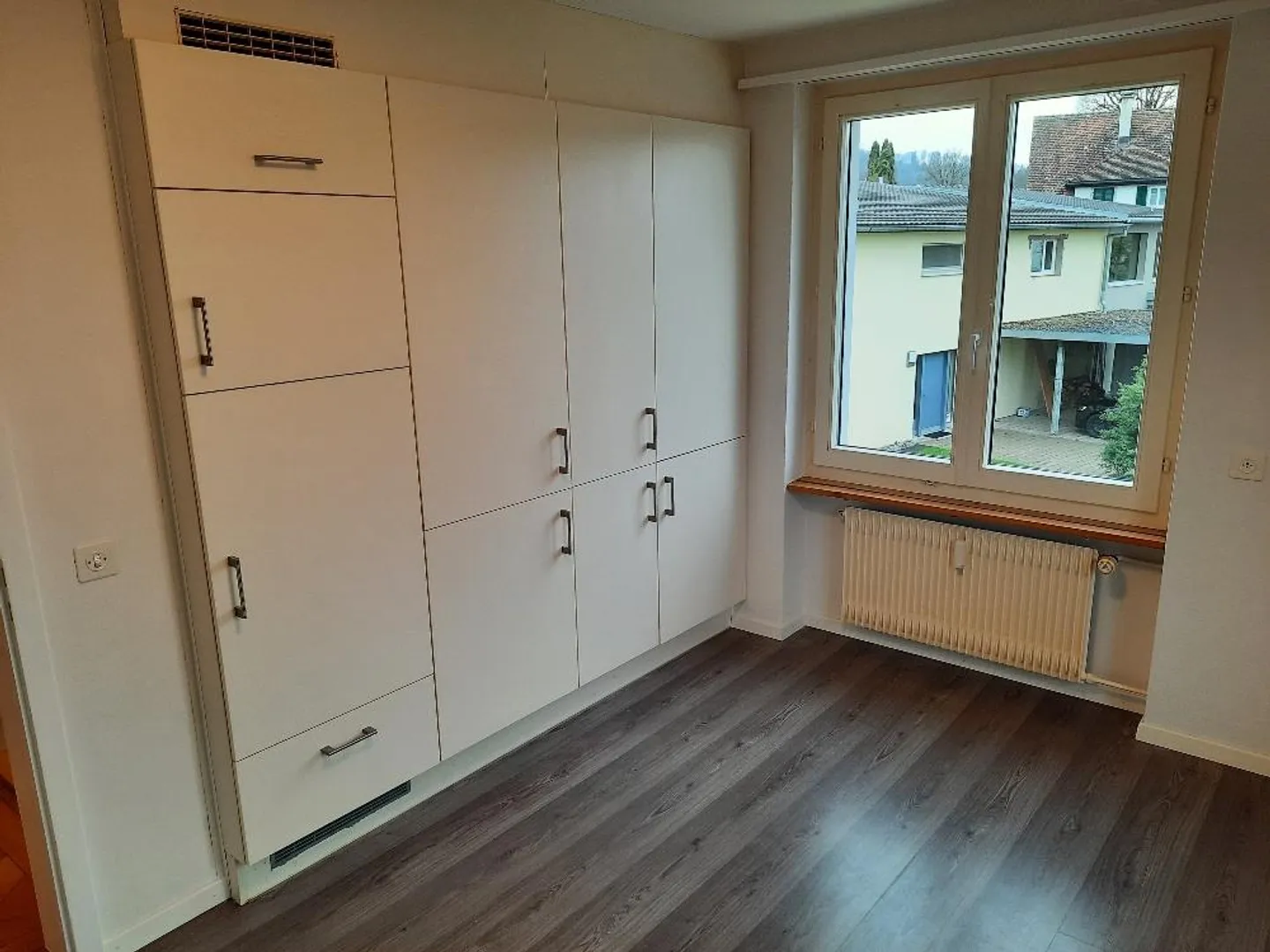 Appartamento luminoso 4 stanze 80m2 CHF 1.280 con giardino (7-1.OG.L) - Foto 6 di 16