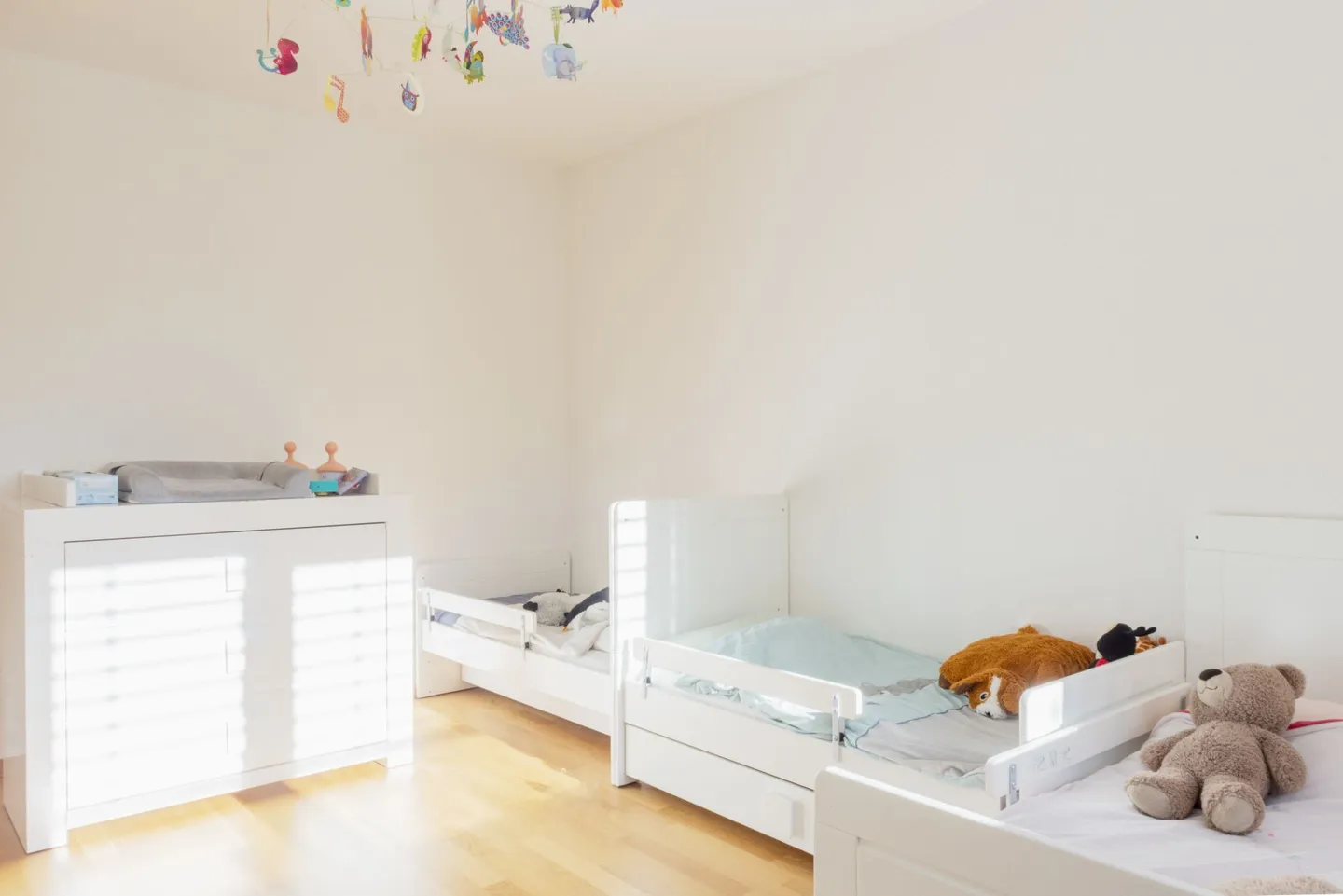 Schöne Familienwohnung mit 4,5 Zimmern im 1. Stock, im Herzen von Chailly - Foto 9 von 17