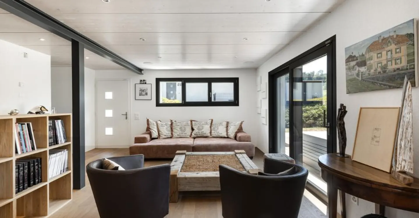 Zeitgenössische Villa mit 4,5 Zimmern, die sich zur Landschaft öffnet - Foto 4 von 13