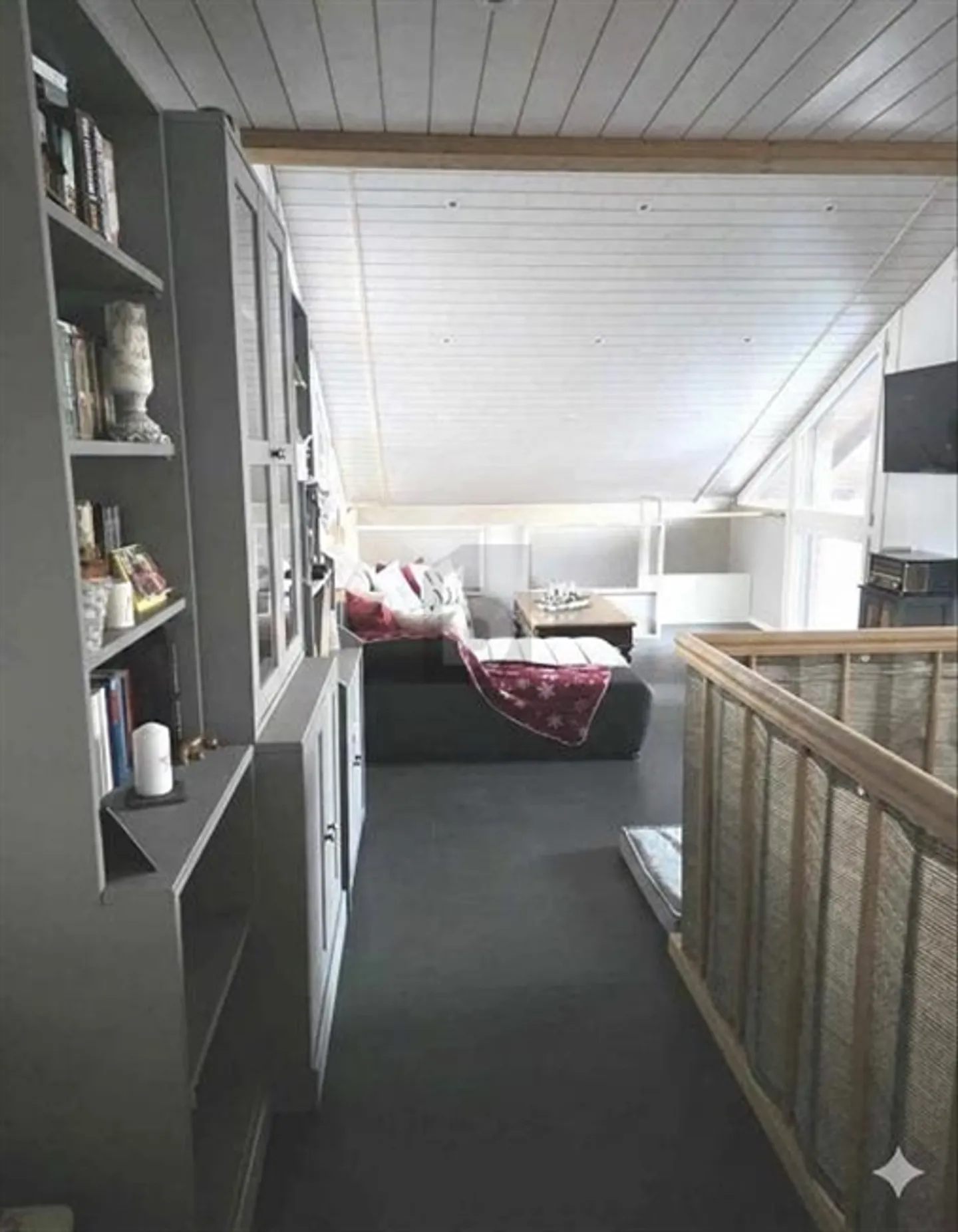 VUE MERVEILLEUSE DANS UN EMPLACEMENT DE CHOIX - Photo 3 sur 6