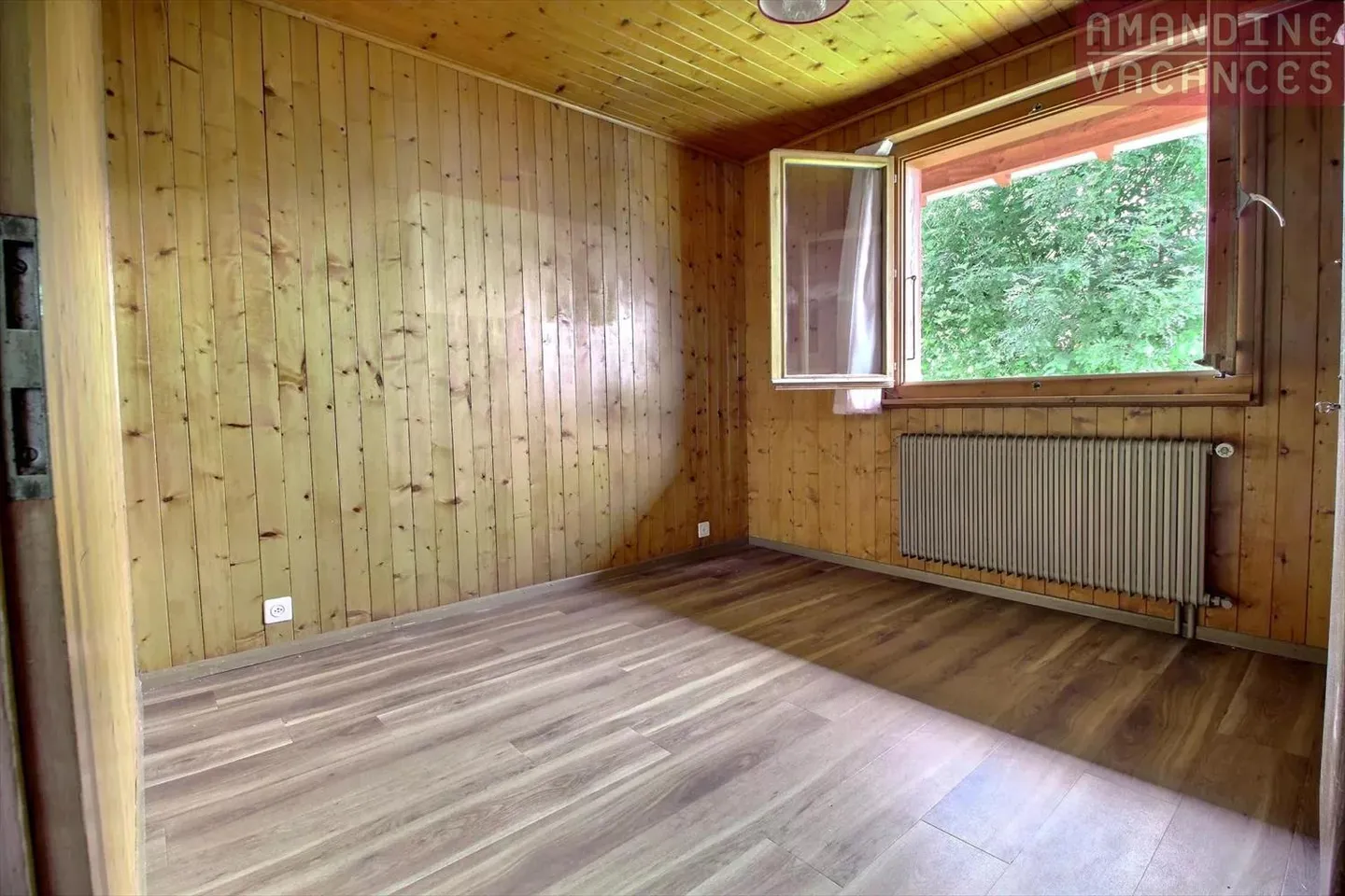 «Helles Chalet in Ovronnaz» - Foto 7 von 13