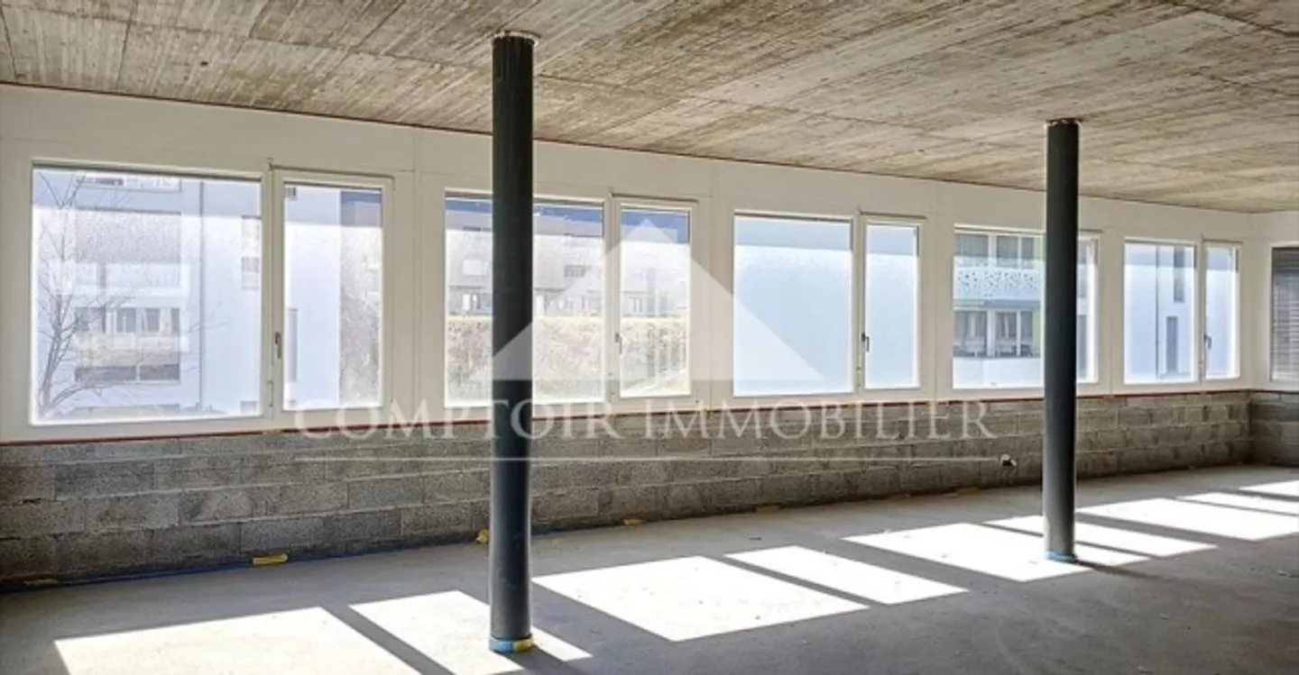 Office - Photo 3 of 13