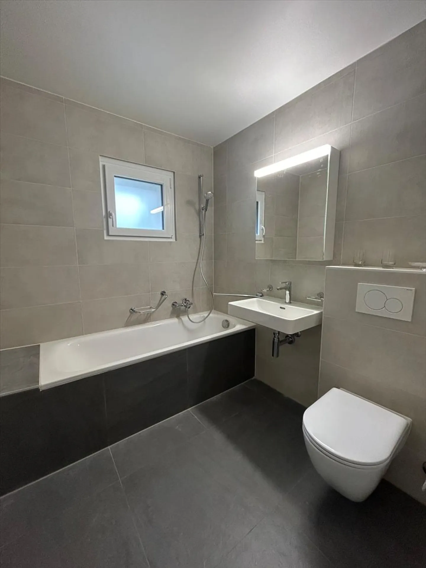 Vevey - Chemin de la Confrérie 17 - appartement de 4 pièces au - Photo 7 sur 7