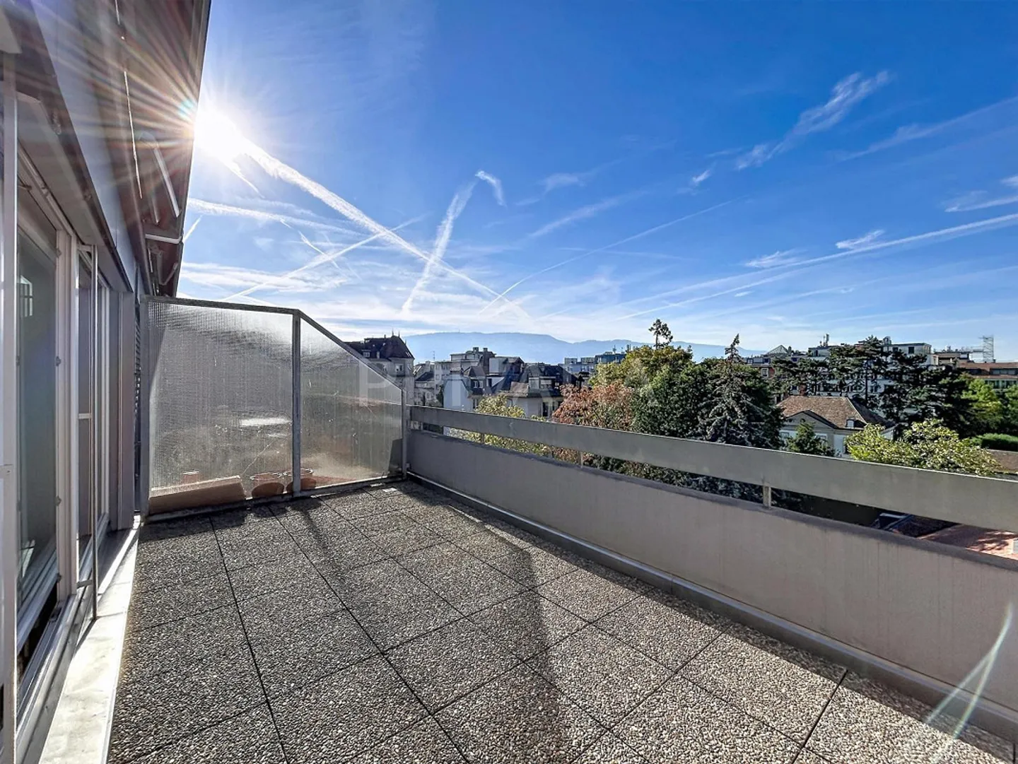 Schöner Duplex mit Terrassen - Foto 8 von 9