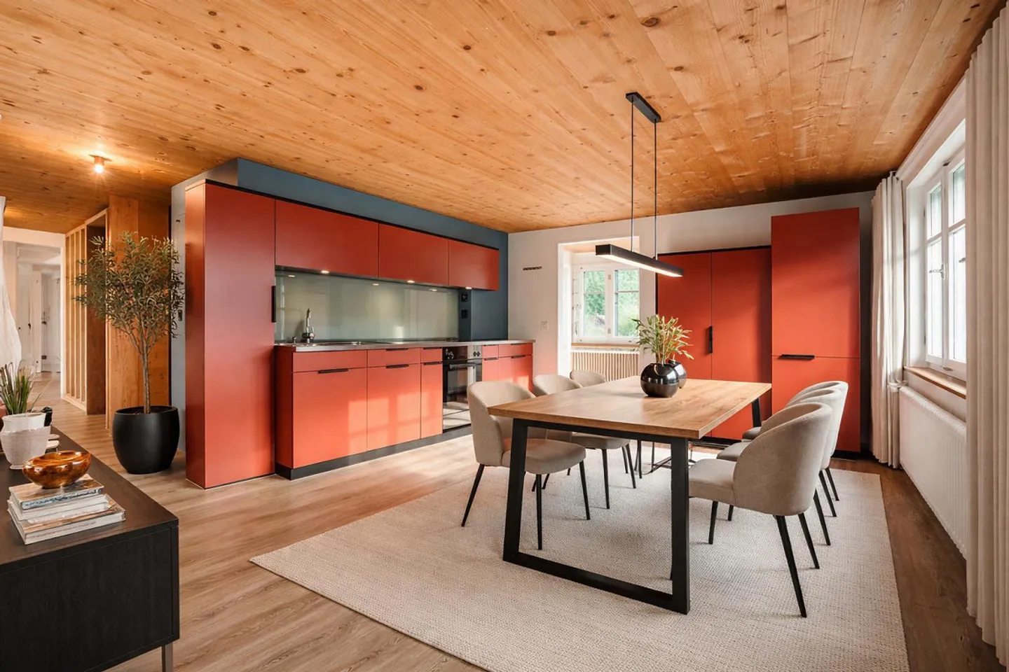 Exclusive 5.5-room apartment with garden and historic charm - Photo 1 of 10