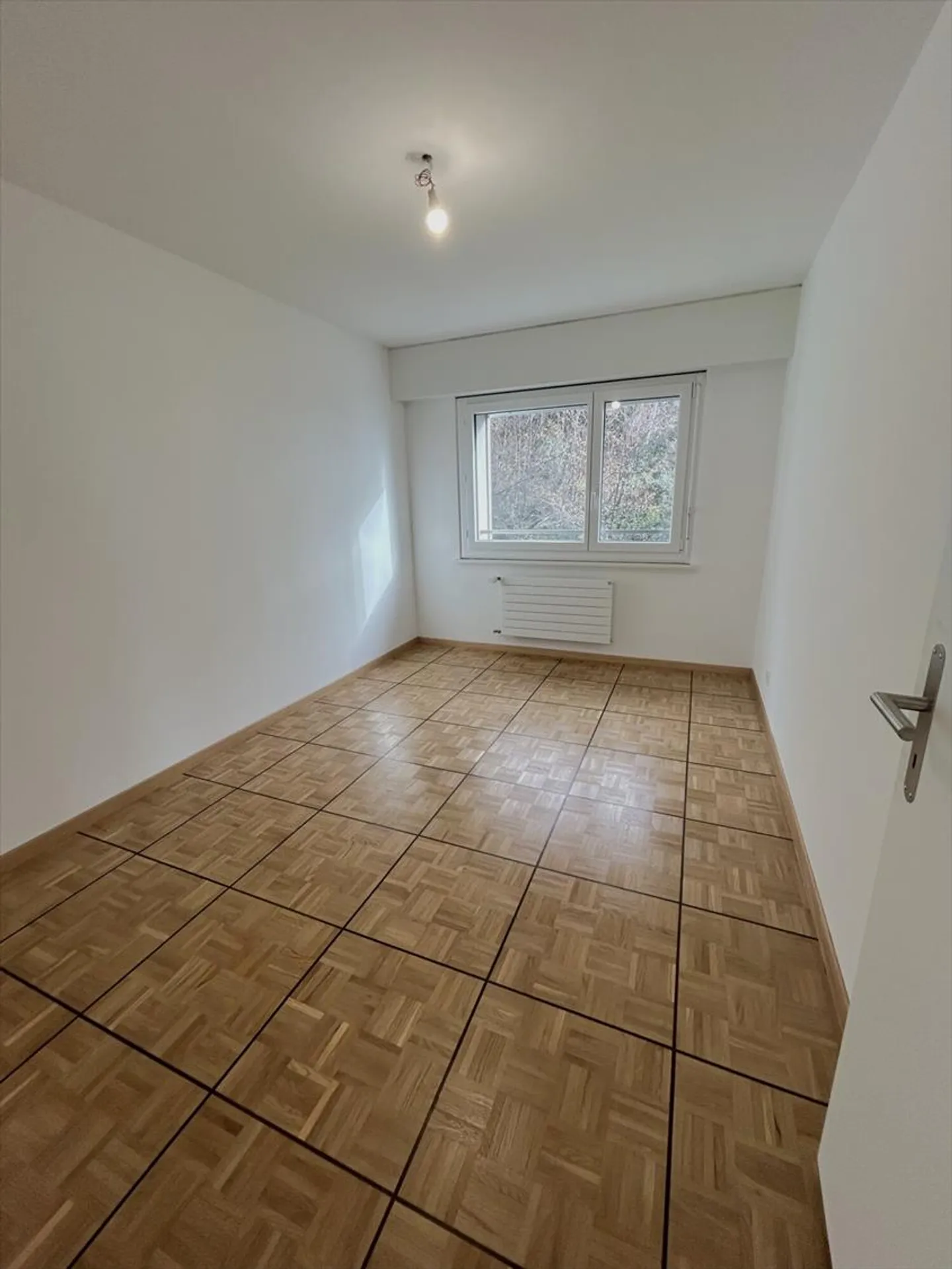 Vevey - Chemin de la Confrérie 17 - appartement de 4 pièces au - Photo 4 sur 7
