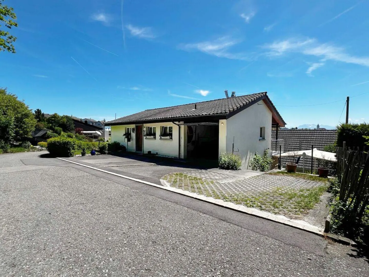 Casa unifamiliare di 5,5 stanze con garage - Foto 4 di 23