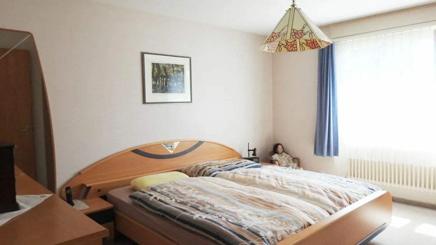 Casa unifamiliare di 5,5 stanze con garage - Foto 14 di 23