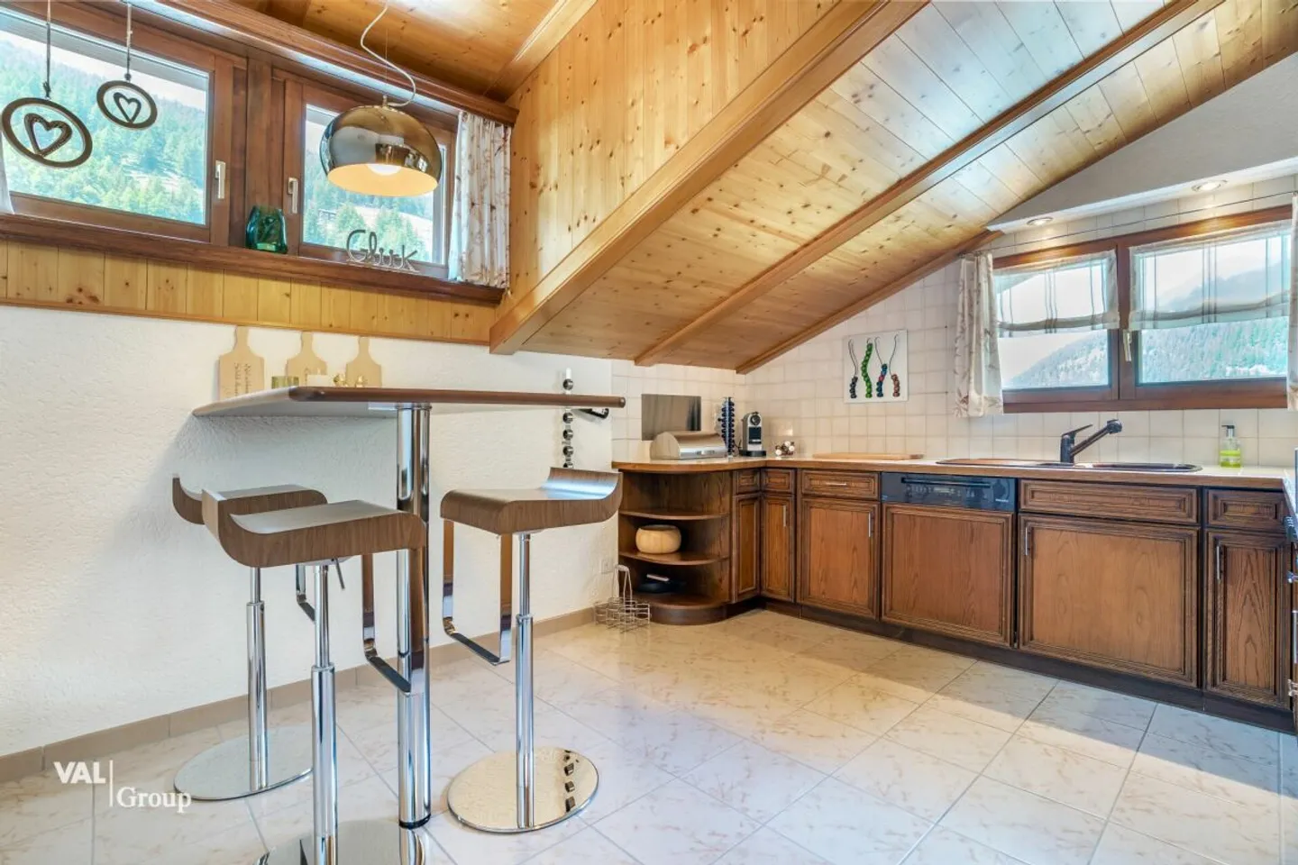 Investment opportunity in the heart of the Saastal - Hotel or approved second homes in Saas-Grund - Photo 14 of 19