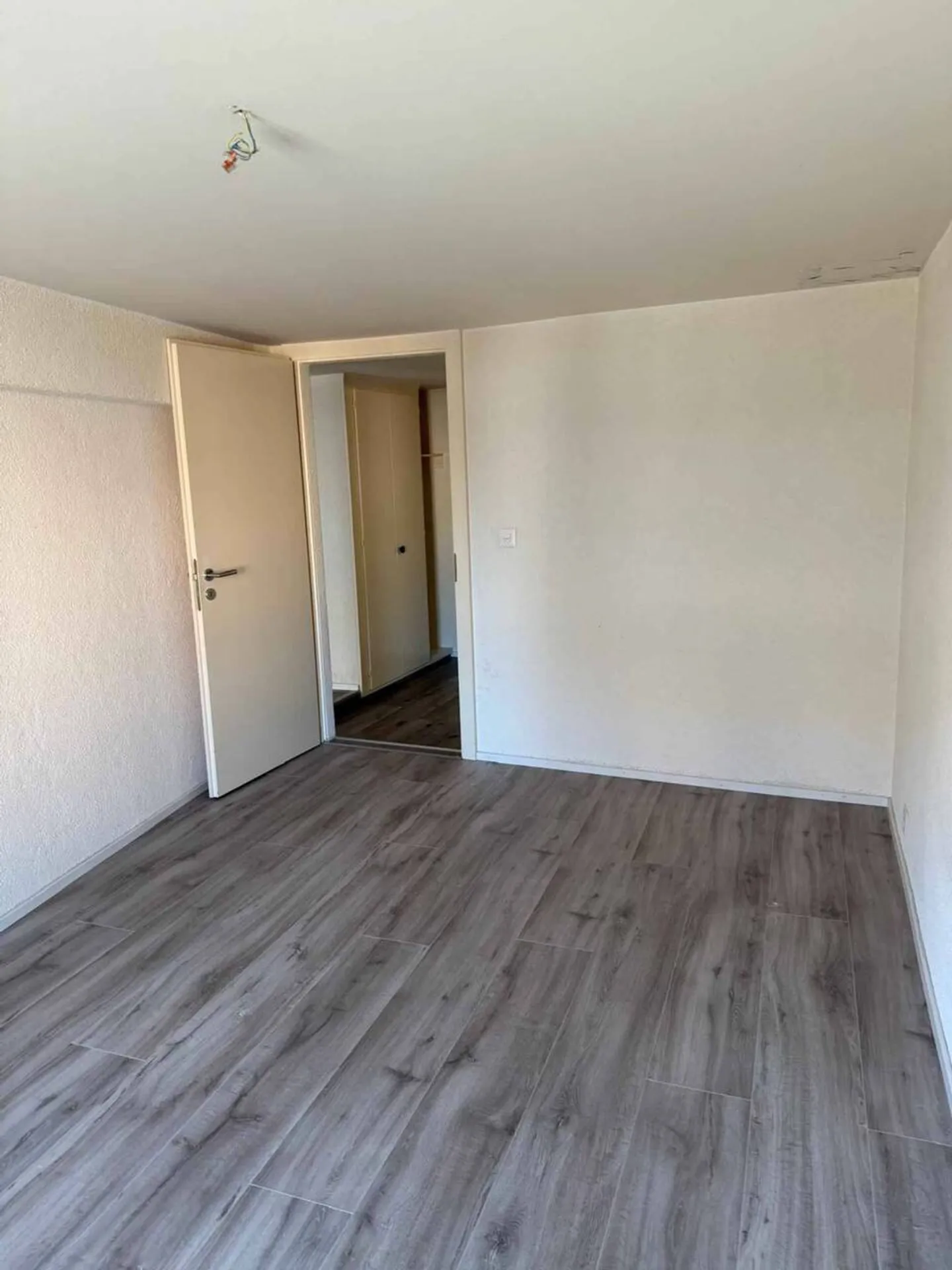 Charmant appartement 2 pièces - Photo 3 sur 6