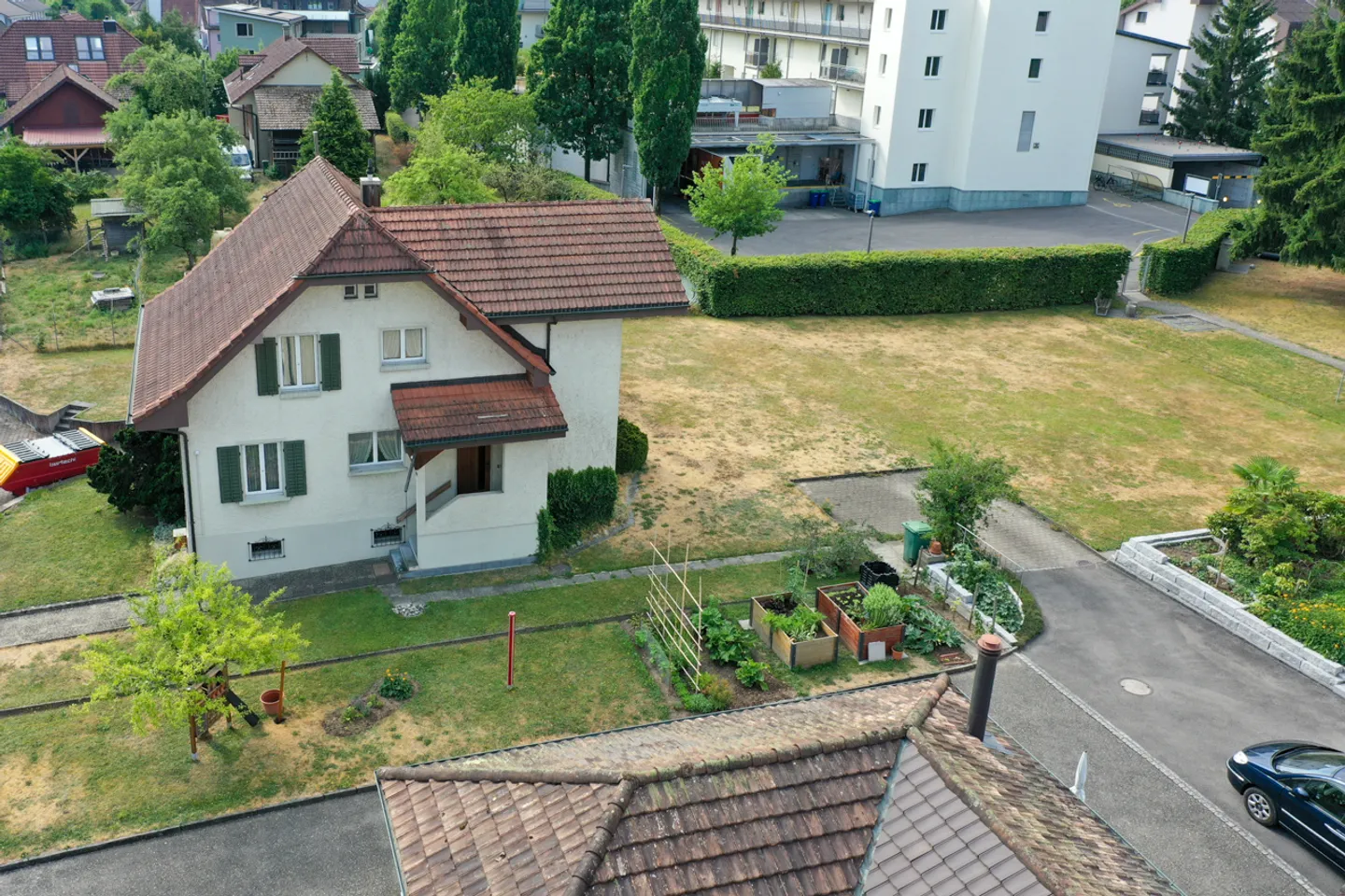 Interesting building land with old property - Photo 10 of 12