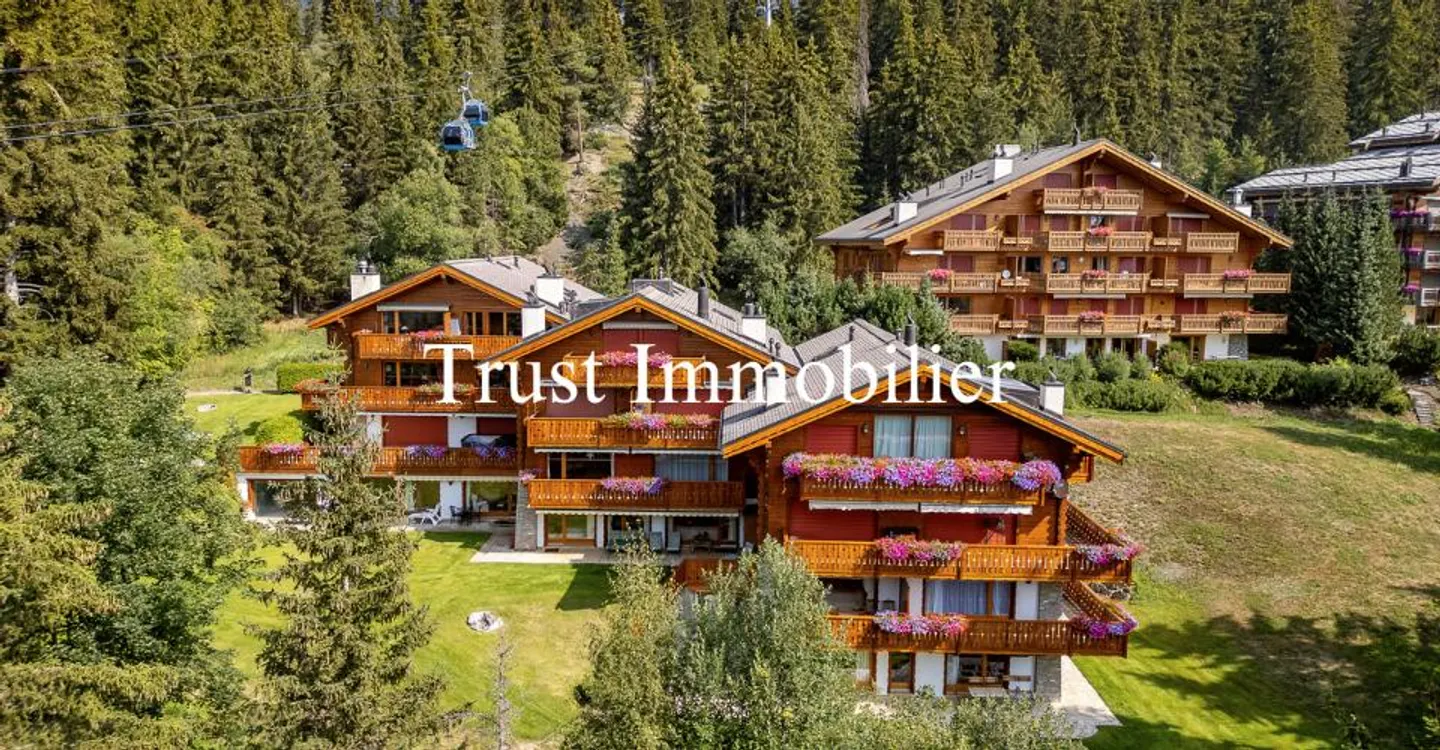 Eccezionale appartamento SKI IN/OUT nel centro di Crans - Foto 1 di 10