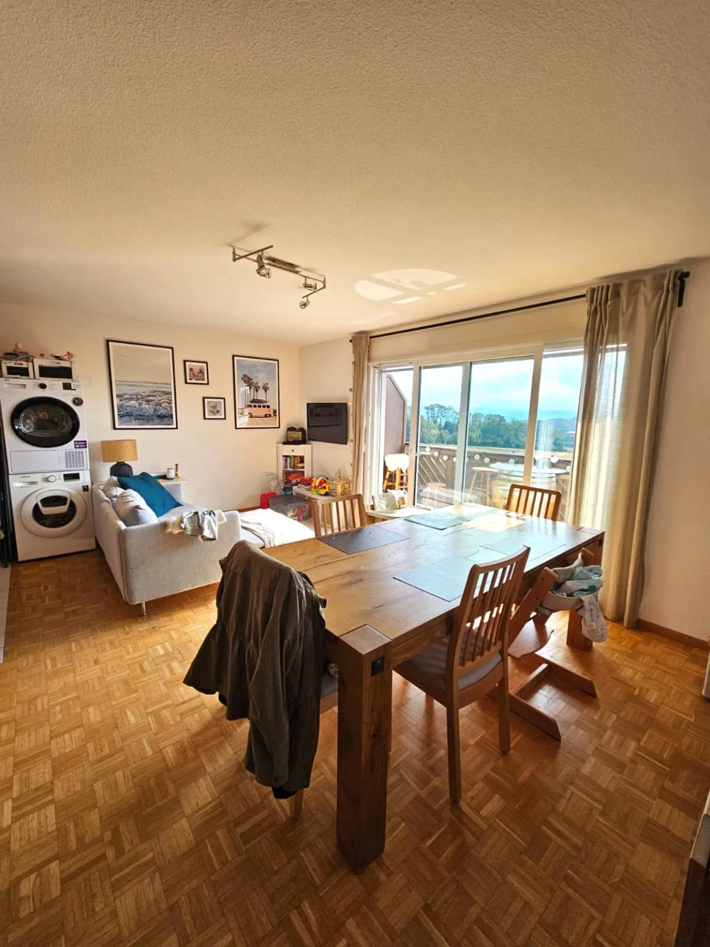 Charmante 5.5 Zimmer Wohnung - Foto 3 von 8