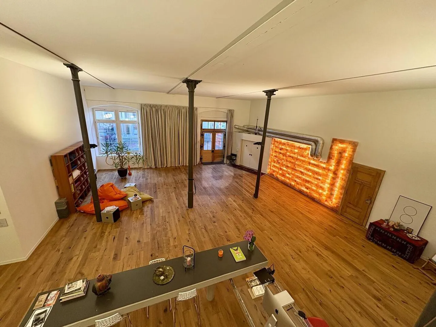 Versatile Loft Space in Rüti - Photo 3 of 6