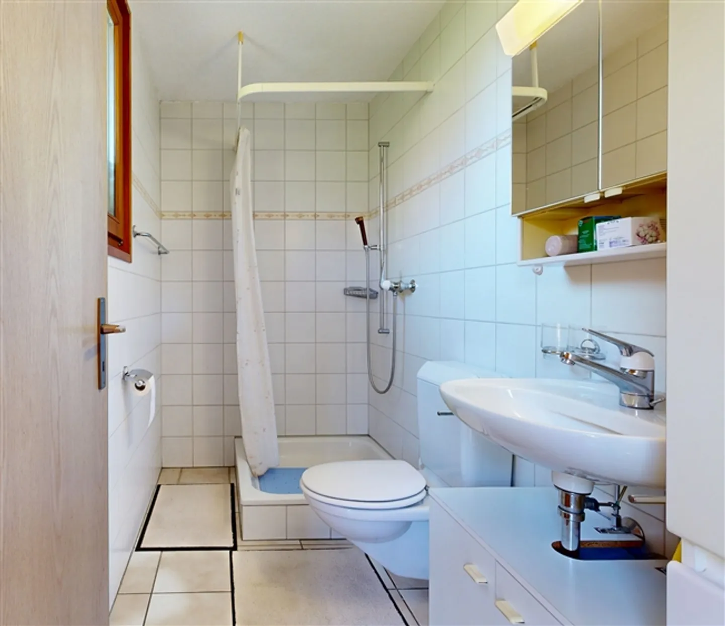 "Une grande maison avec beaucoup d'espace dans un environnement familial pour tous ceux qui peuvent compter" - Photo 3 sur 4