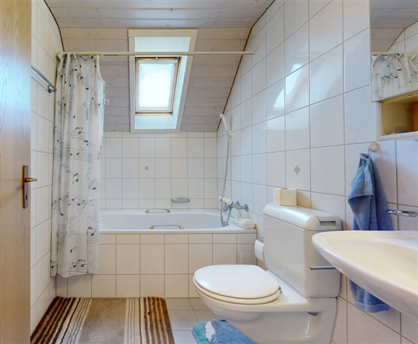 "Une grande maison avec beaucoup d'espace dans un environnement familial pour tous ceux qui peuvent compter" - Photo 4 sur 4