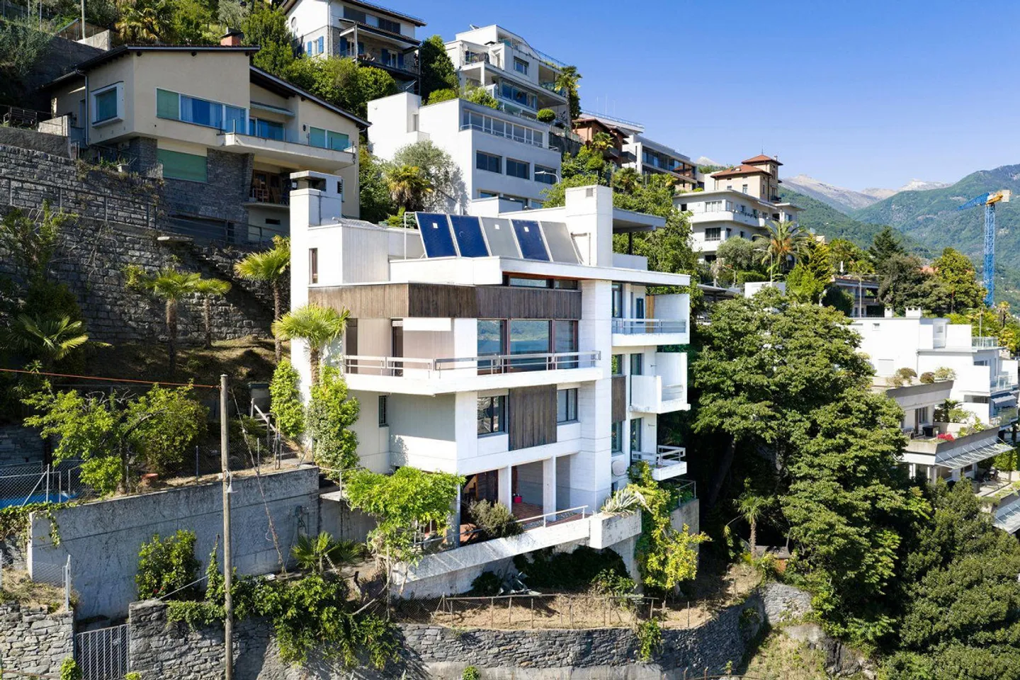 Charmante Villa mit Seeblick - Foto 1 von 30