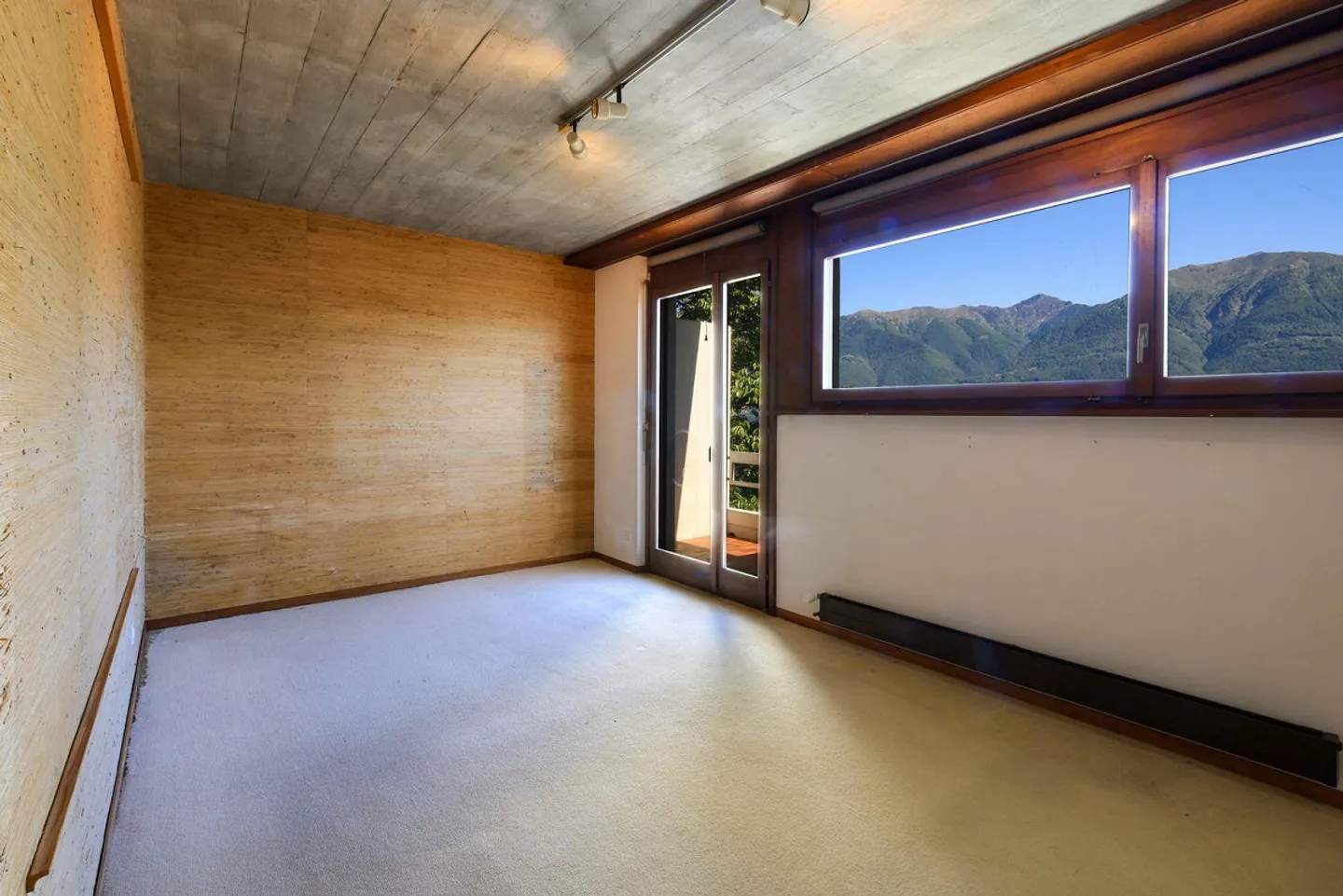 Charmante Villa mit Seeblick - Foto 12 von 30