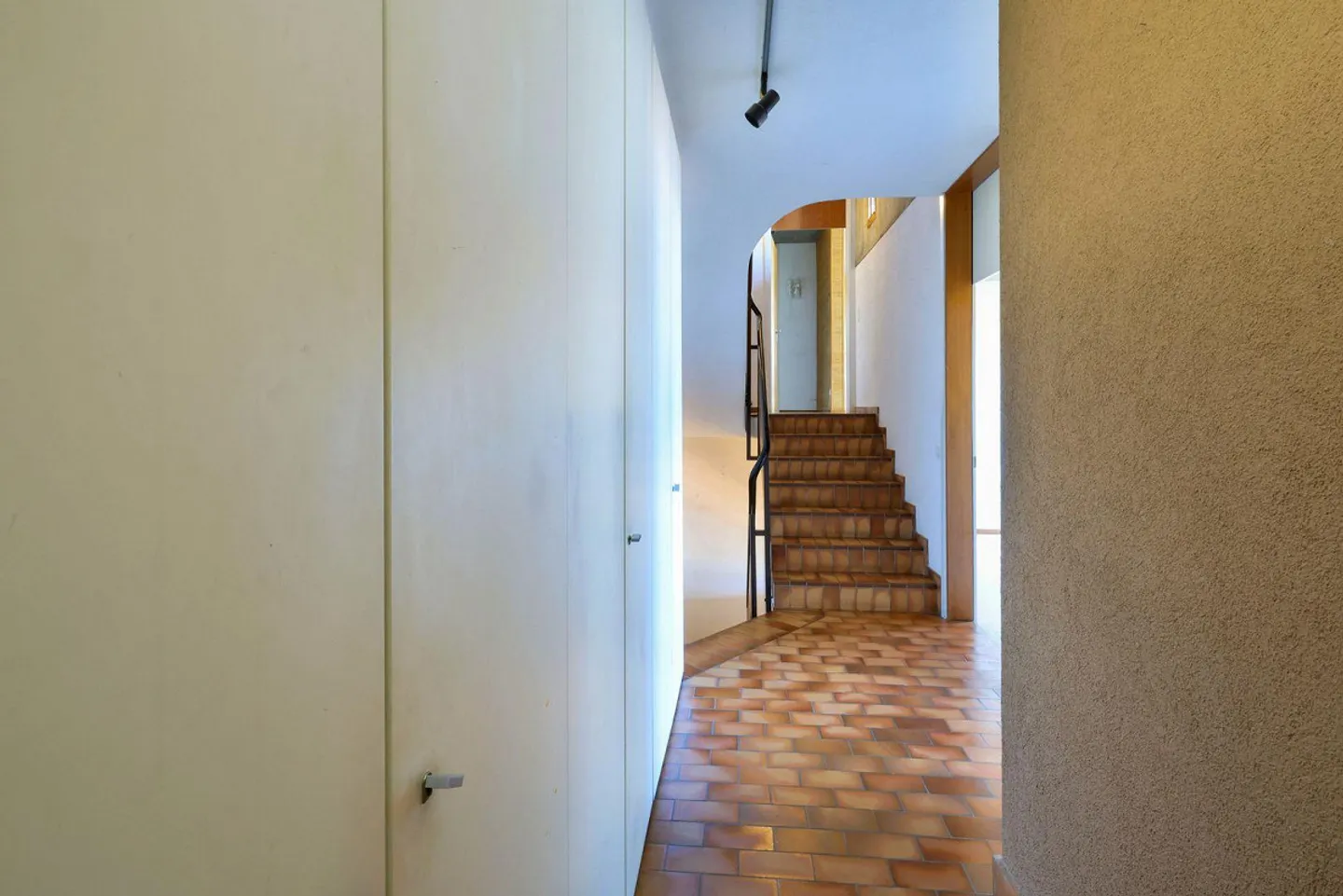 Charmante Villa mit Seeblick - Foto 16 von 30
