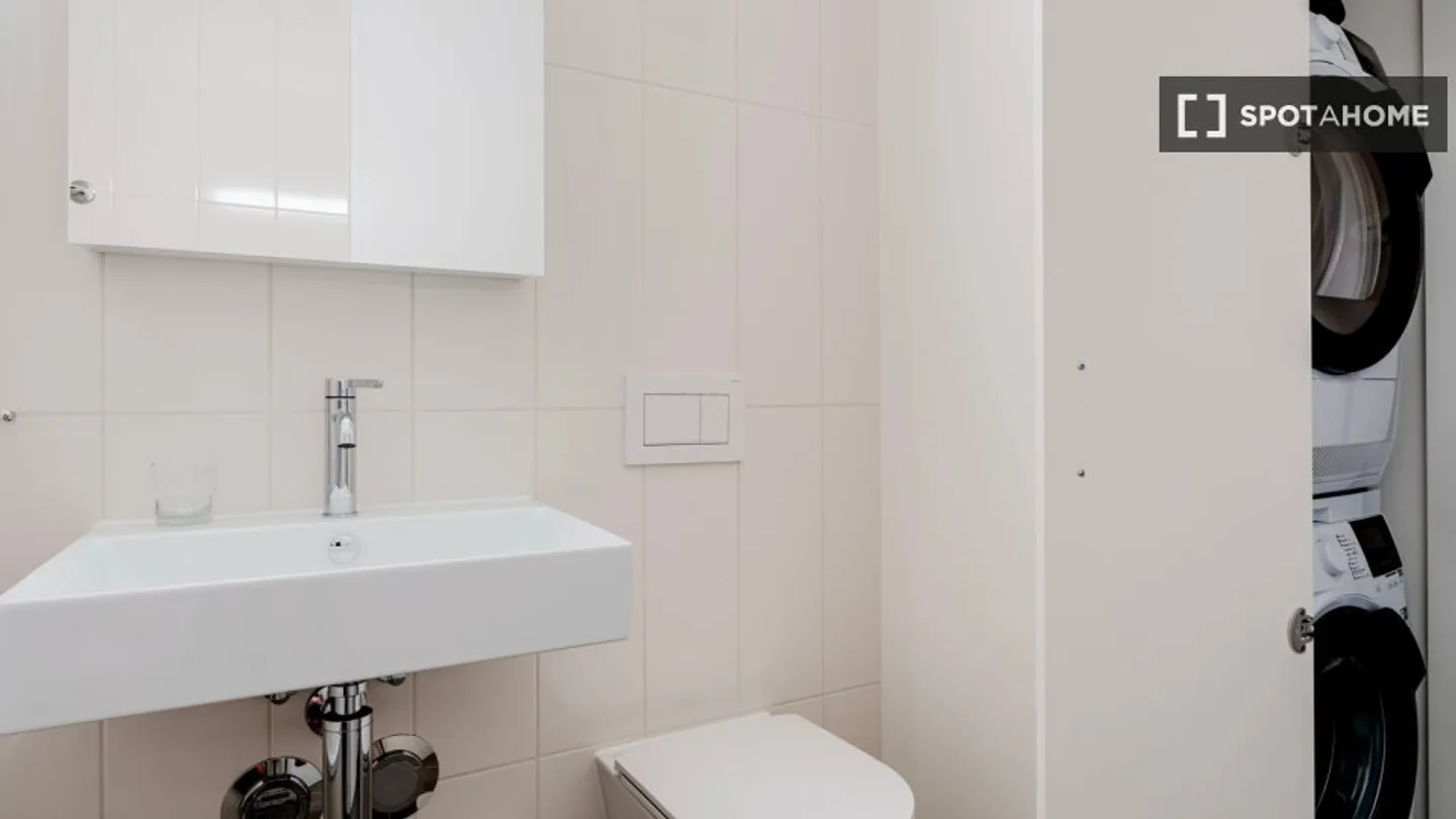 Apartment for rent - Photo 15 of 16