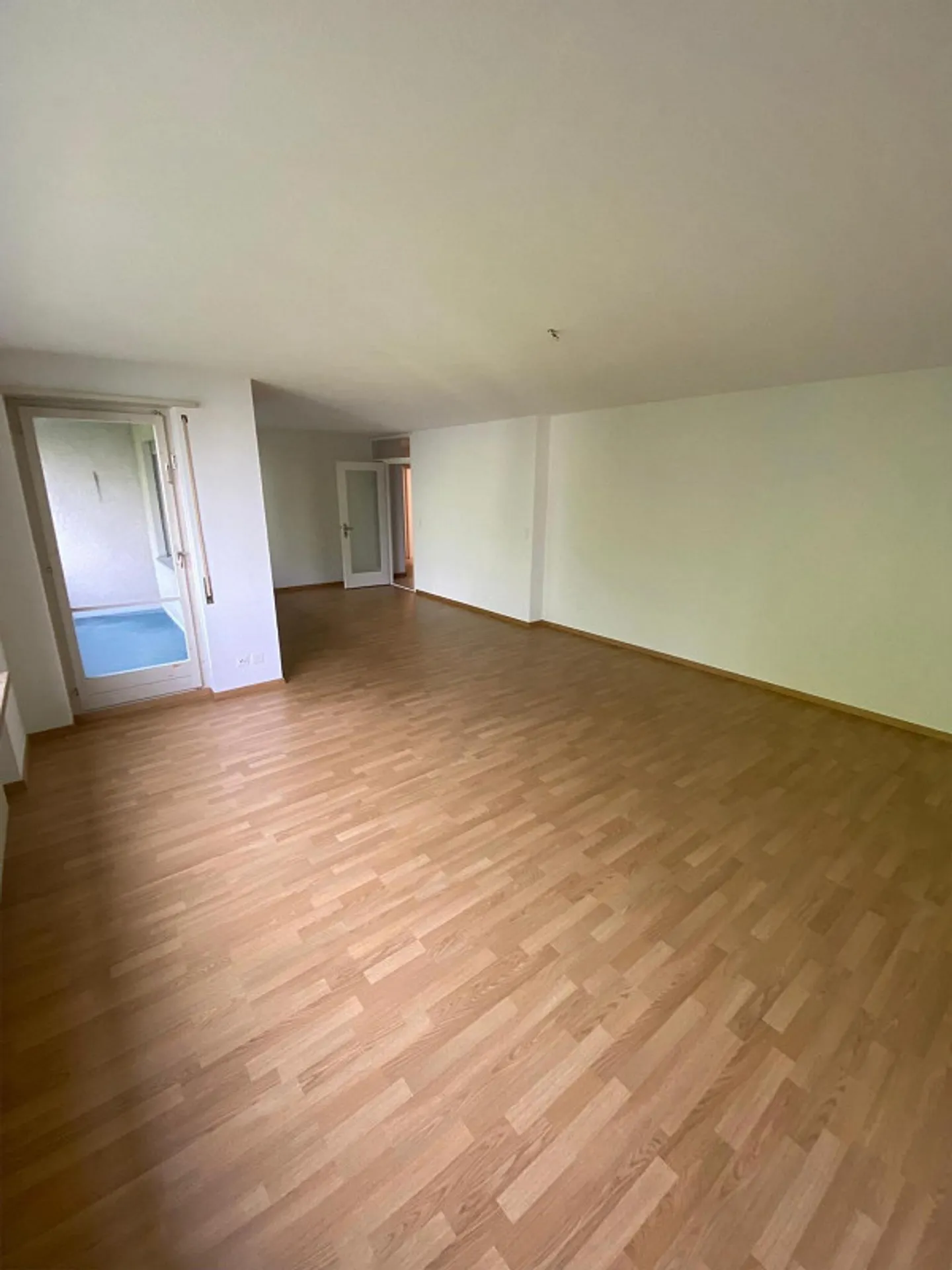 Living in the center of Witikon - Photo 3 of 8