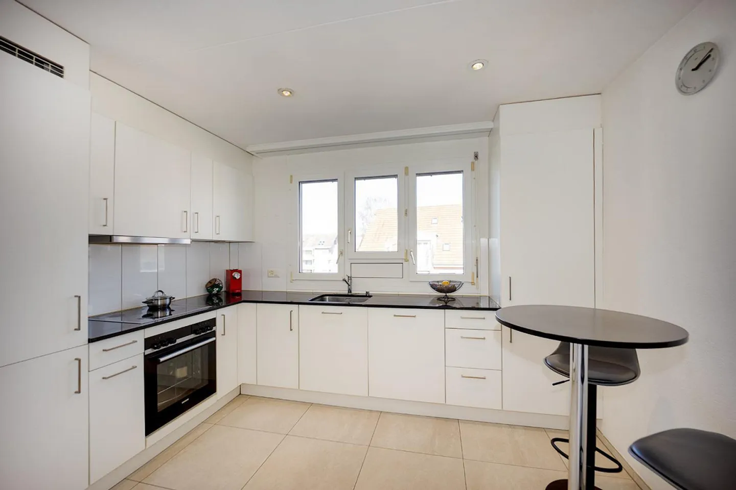 Attraktive 5,5-Zimmer-Dach-Maisonette-Eigentumswohnung in Mellingen - Photo 5 of 14