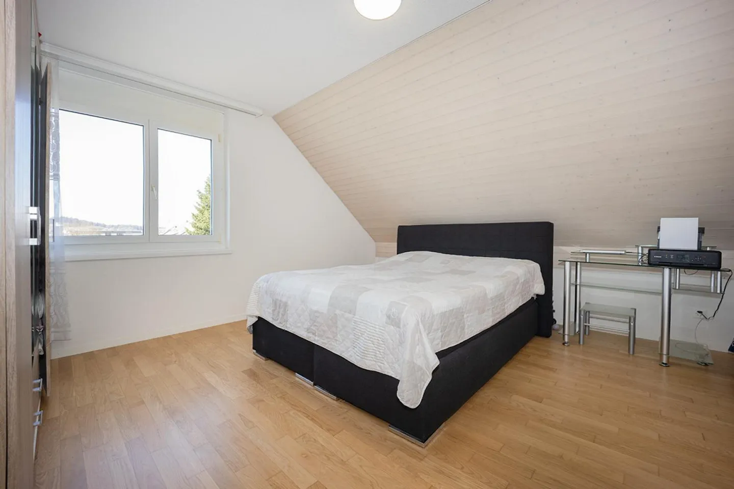 Attraktive 5,5-Zimmer-Dach-Maisonette-Eigentumswohnung in Mellingen - Photo 7 of 14